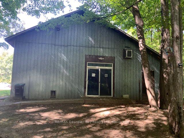 Photo 8 of 9513 County Rd 93 NE, Midland — HOMEH