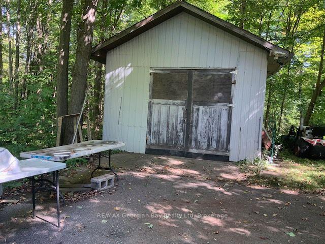 Photo 26 of 9513 County Rd 93 NE, Midland — HOMEH