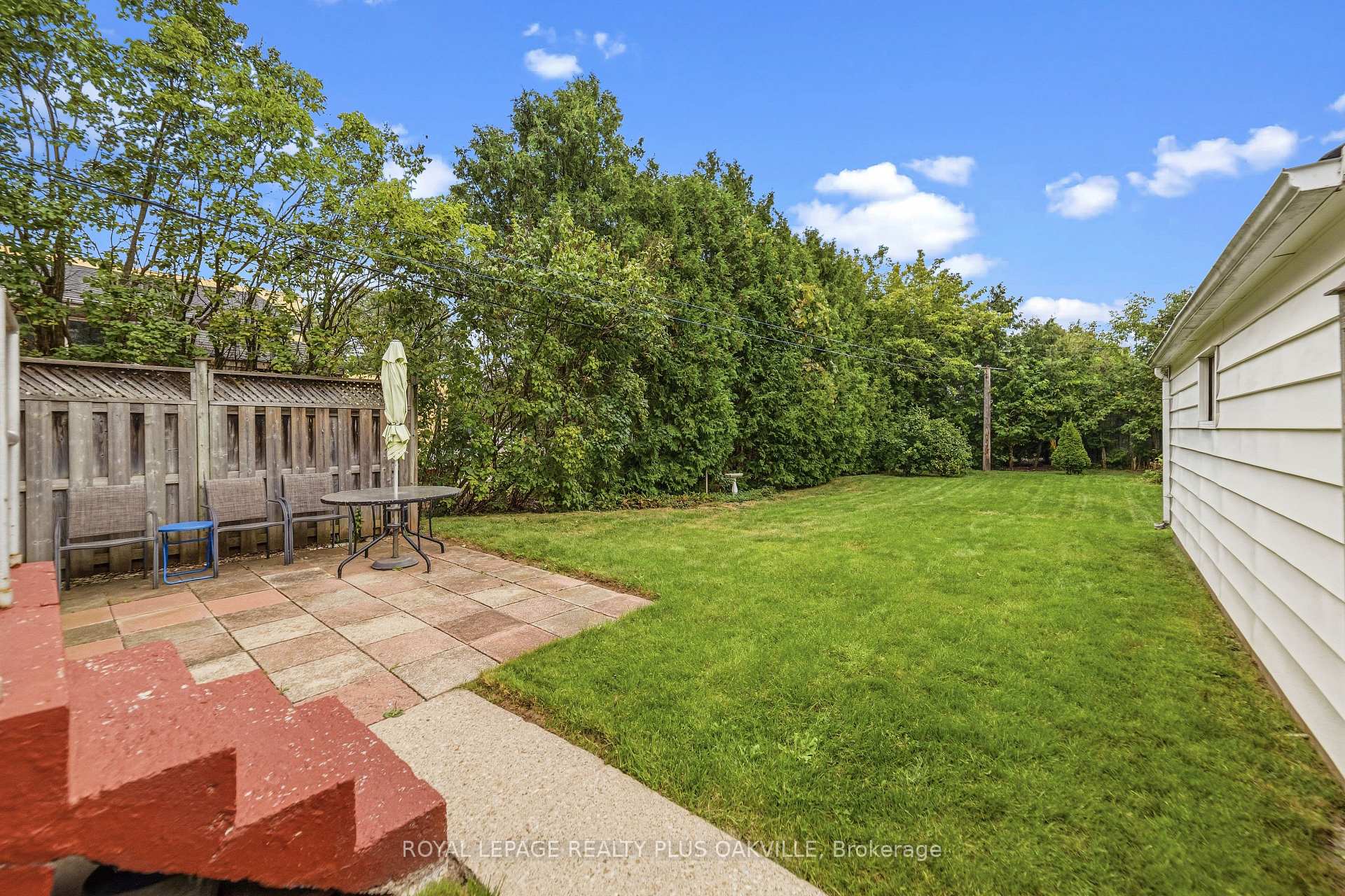 Photo 23 of 243 Jennings Crescent, Oakville, Bronte — HOMEH