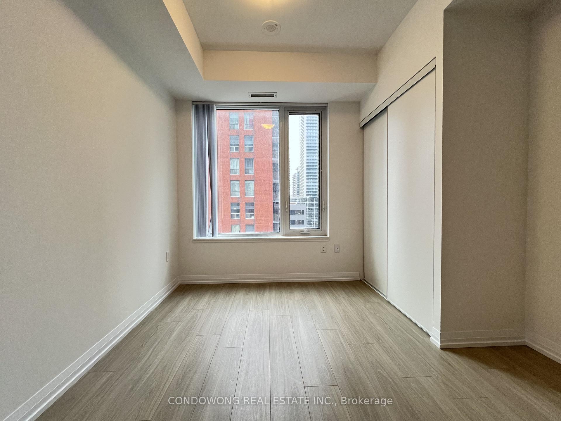 Photo 7 of Unit 1019, 50 Dunfield Avenue, Toronto, Mount Pleasant West — HOMEH