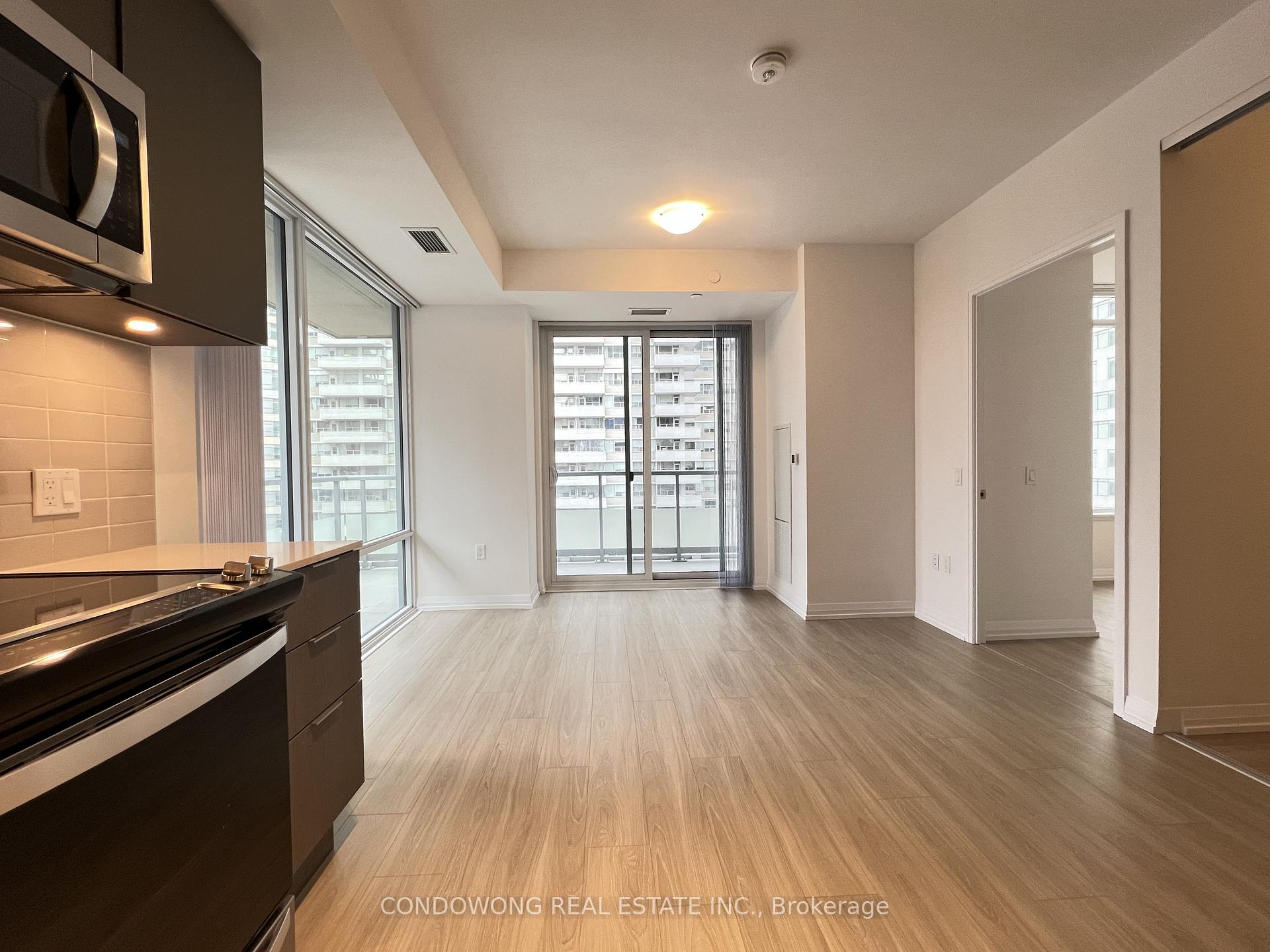 Photo 13 of Unit 1019, 50 Dunfield Avenue, Toronto, Mount Pleasant West — HOMEH