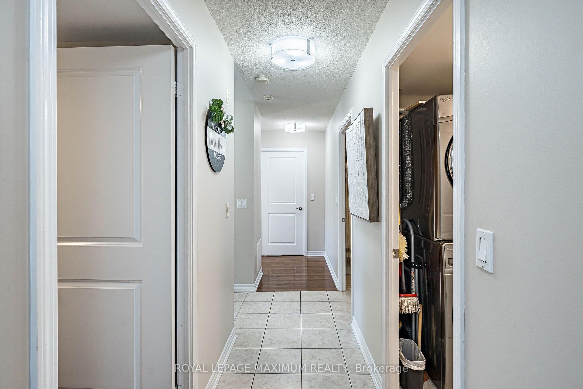 Photo 9 of Unit 305, 8026 Kipling Avenue, Vaughan, West Woodbridge — HOMEH