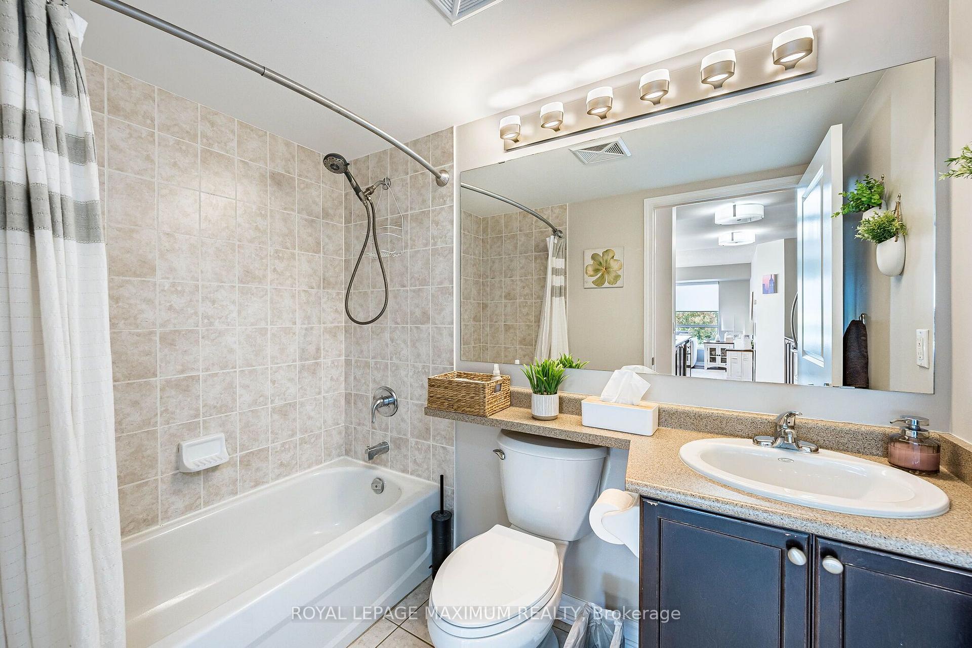 Photo 33 of Unit 305, 8026 Kipling Avenue, Vaughan, West Woodbridge — HOMEH