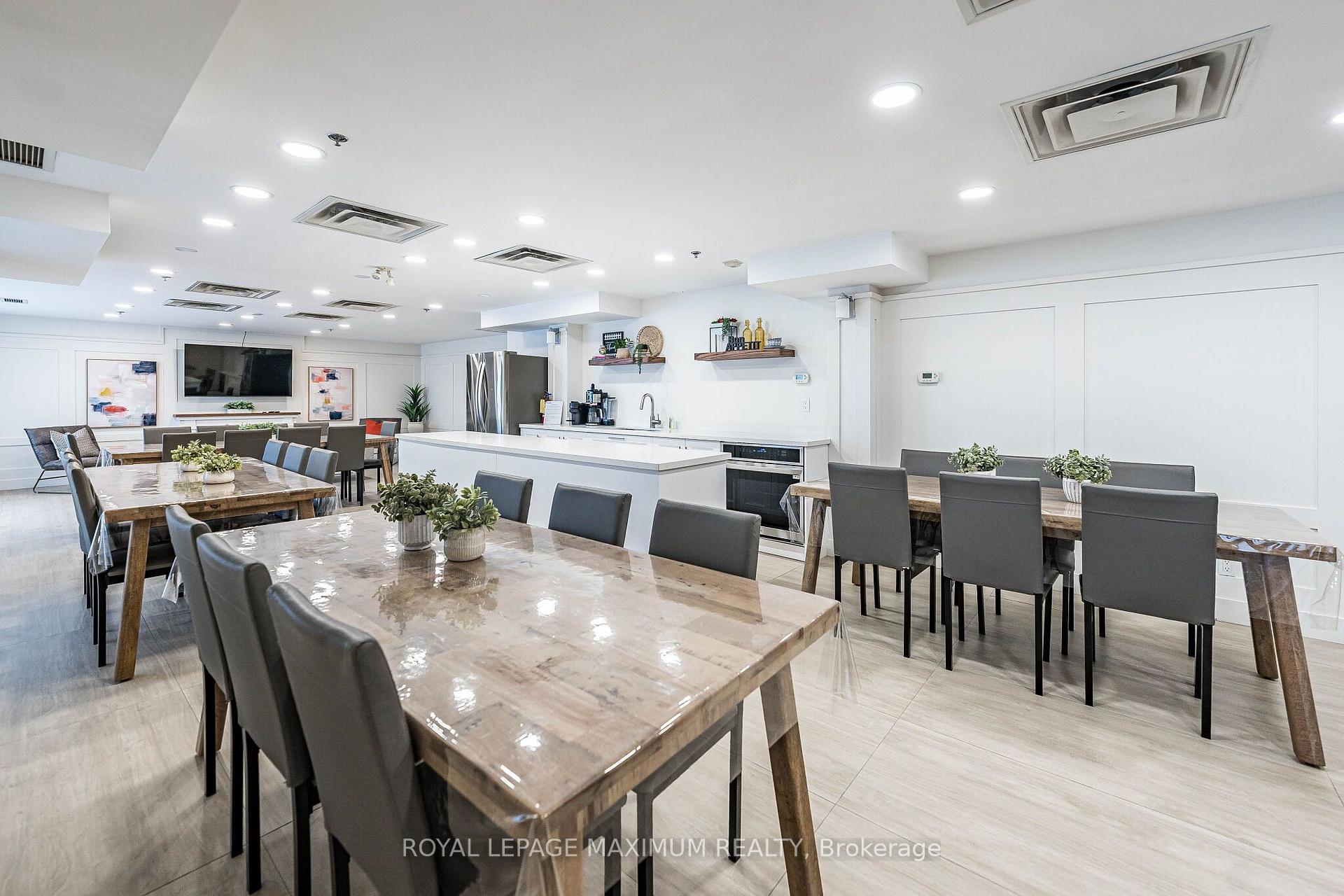 Photo 45 of Unit 305, 8026 Kipling Avenue, Vaughan, West Woodbridge — HOMEH