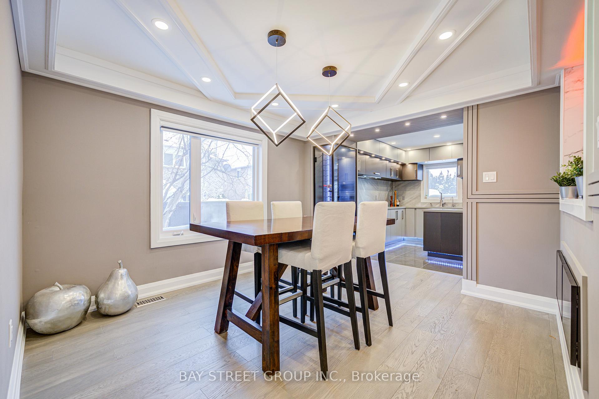 Photo 13 of 48 Coldstream Crescent, Richmond Hill, Devonsleigh — HOMEH