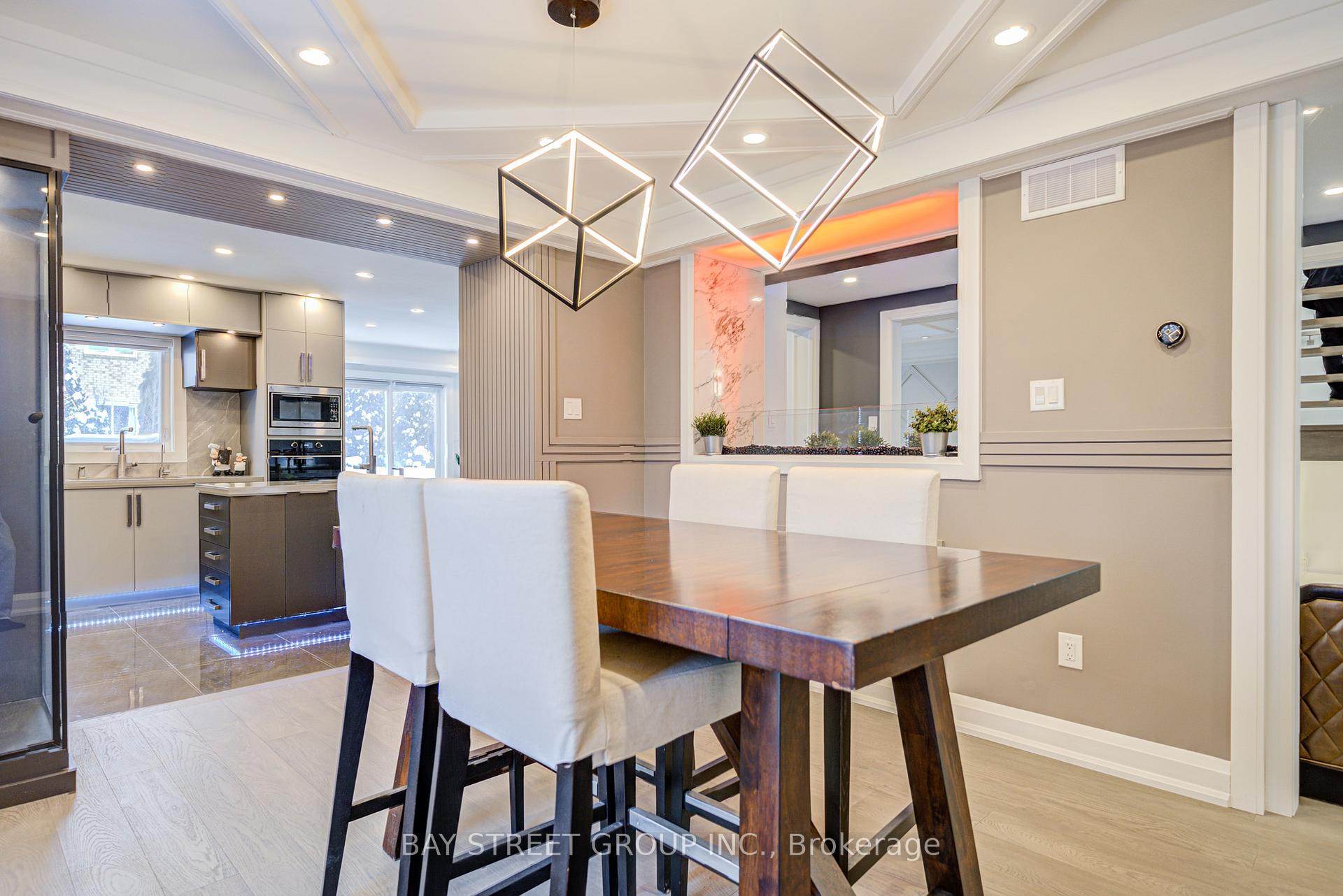 Photo 15 of 48 Coldstream Crescent, Richmond Hill, Devonsleigh — HOMEH