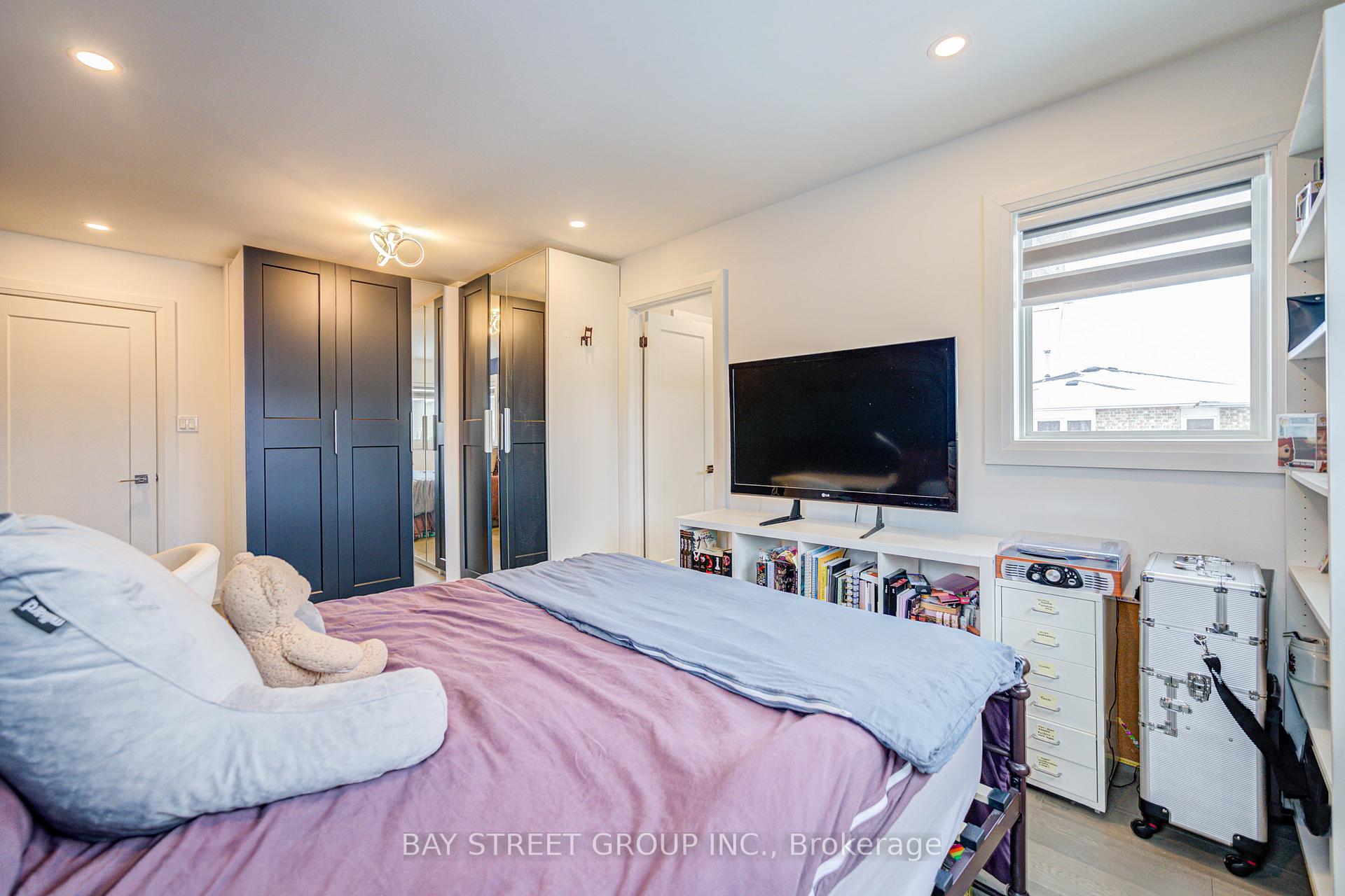 Photo 28 of 48 Coldstream Crescent, Richmond Hill, Devonsleigh — HOMEH