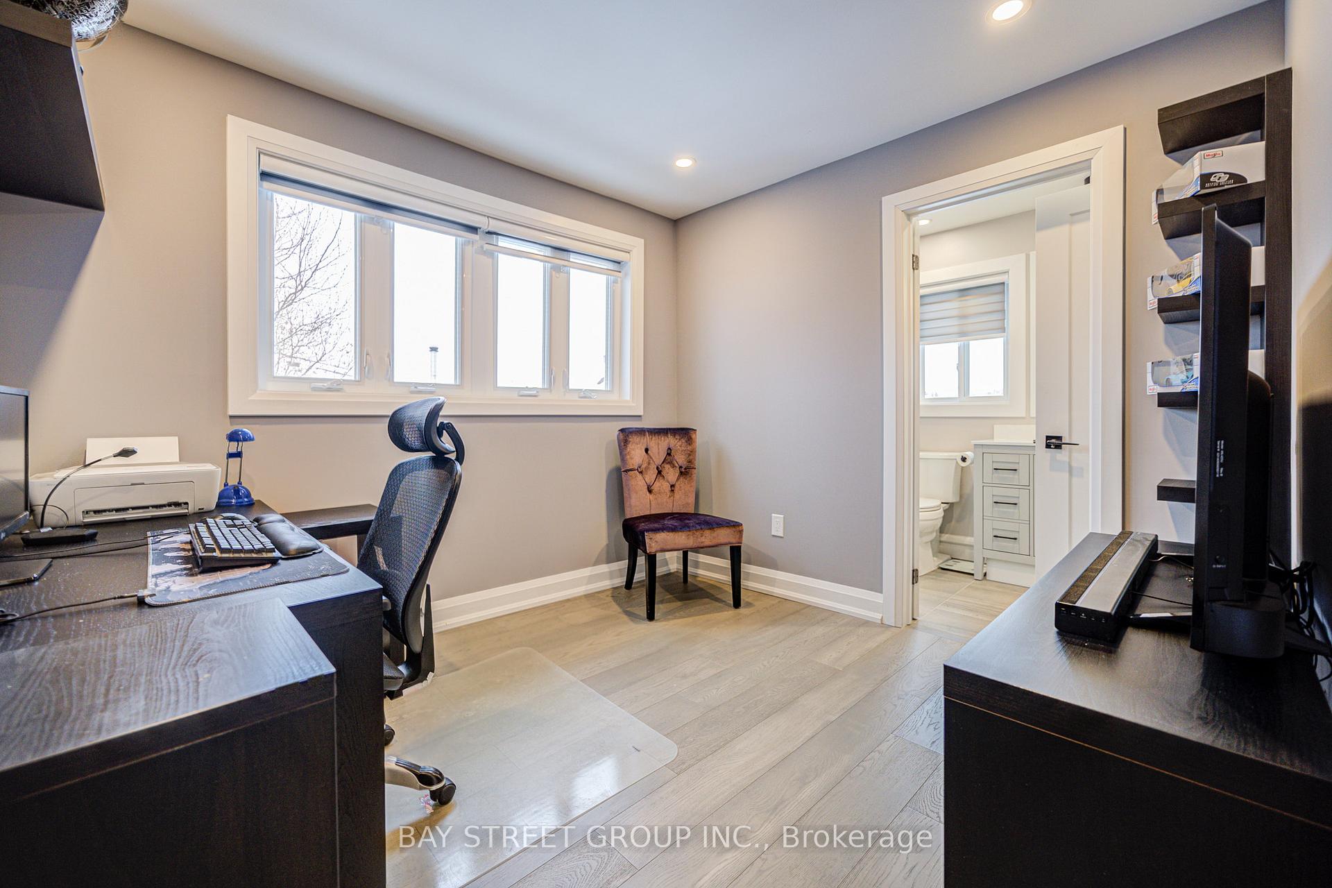Photo 31 of 48 Coldstream Crescent, Richmond Hill, Devonsleigh — HOMEH