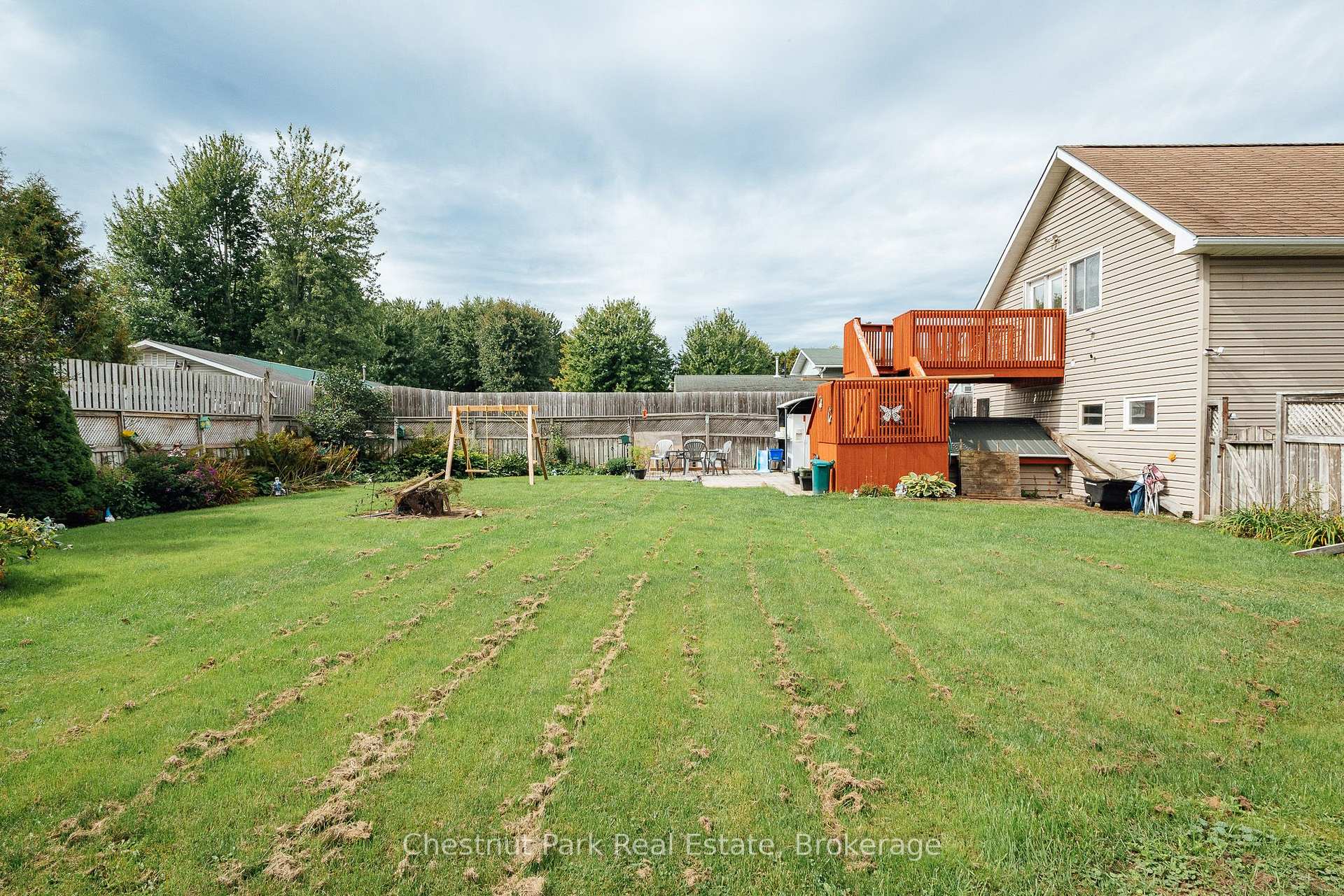 Photo 6 of 49 Queen Street E, South Bruce Peninsula — HOMEH