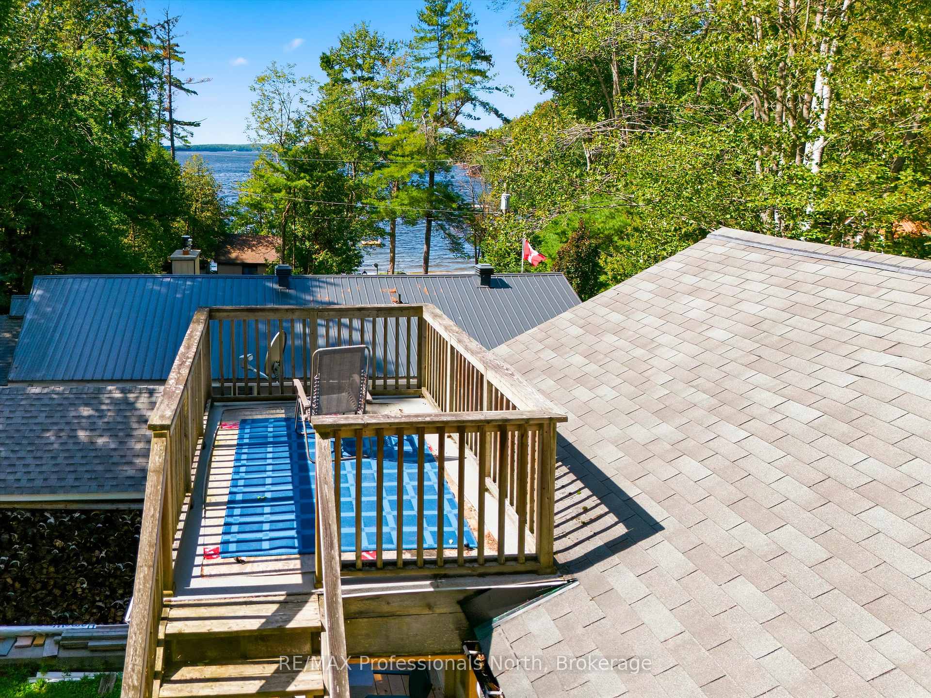 Photo 6 of 1037 Strawberry Bay Road, Bracebridge, Muskoka (N) — HOMEH