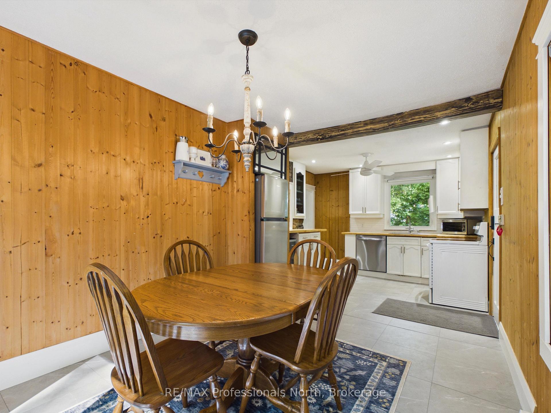 Photo 22 of 1037 Strawberry Bay Road, Bracebridge, Muskoka (N) — HOMEH
