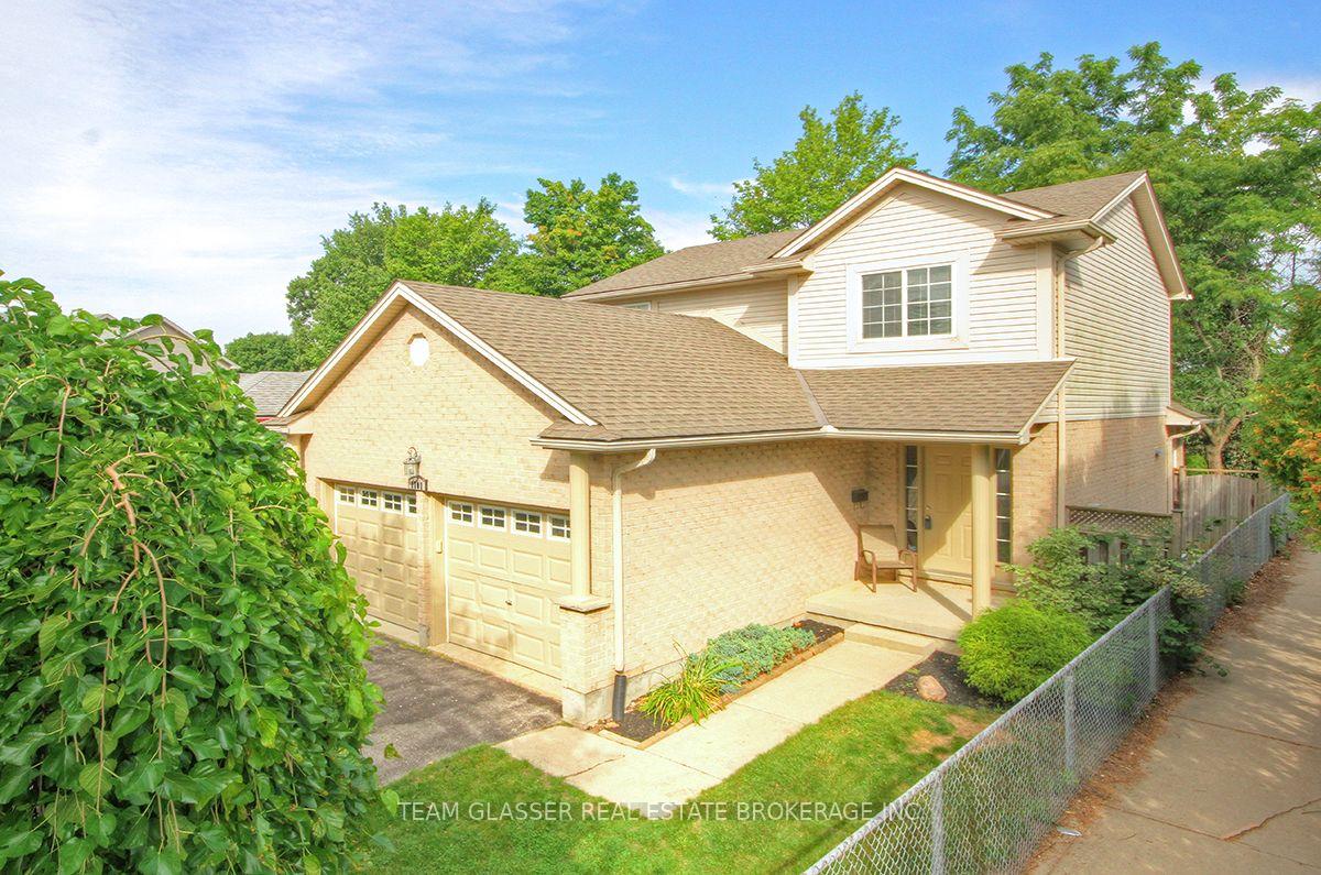 Photo 4 of 1701 Devos Drive, London, North C — HOMEH