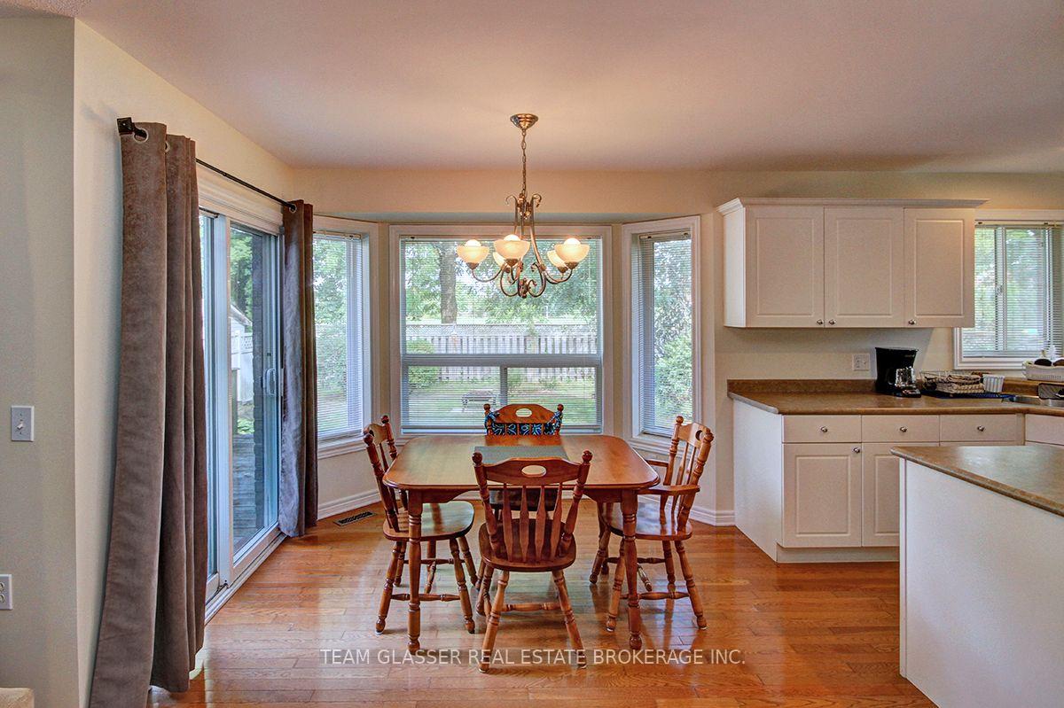 Photo 10 of 1701 Devos Drive, London, North C — HOMEH
