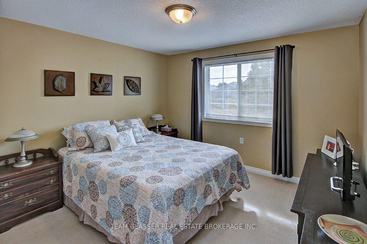 Photo 20 of 1701 Devos Drive, London, North C — HOMEH