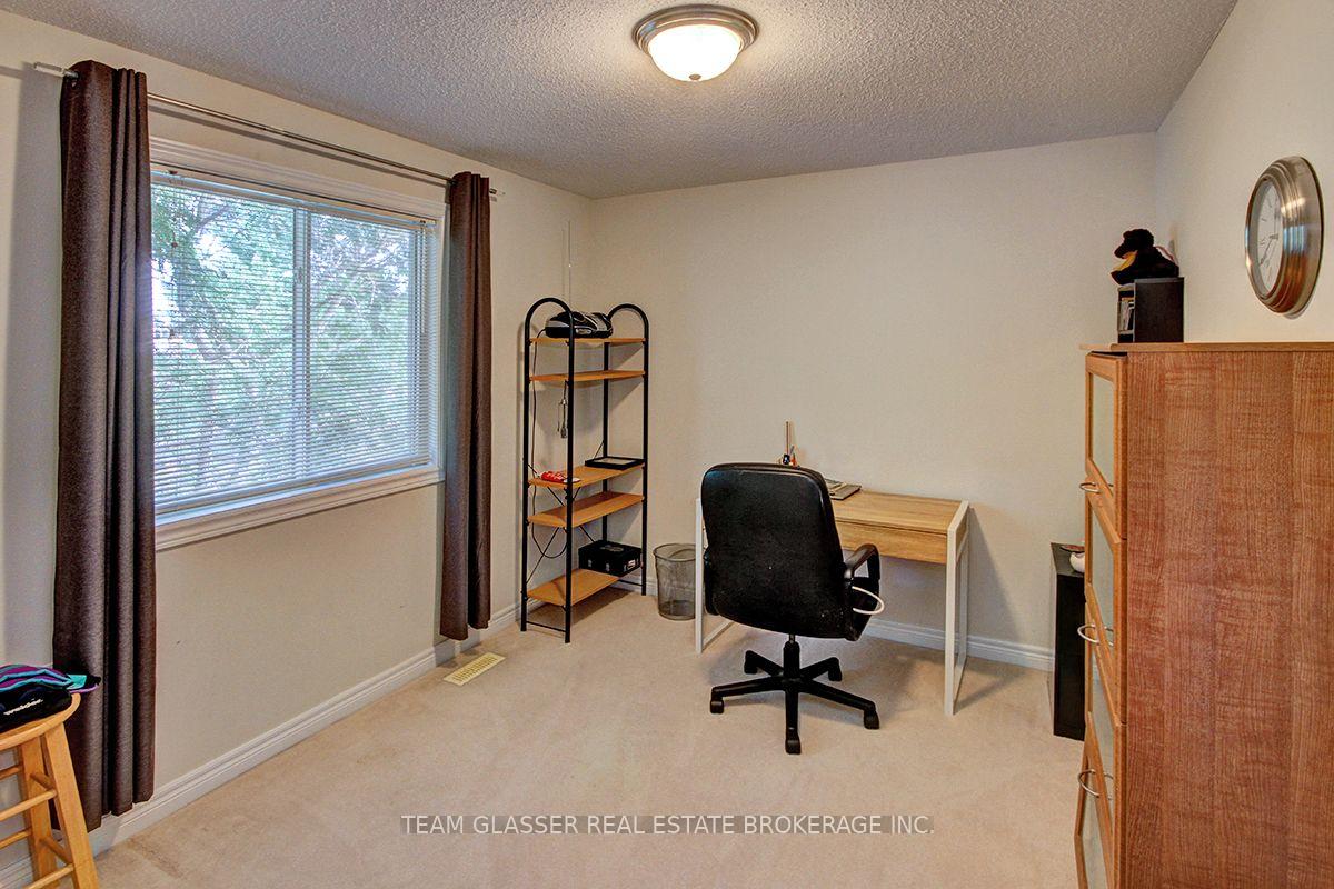 Photo 21 of 1701 Devos Drive, London, North C — HOMEH