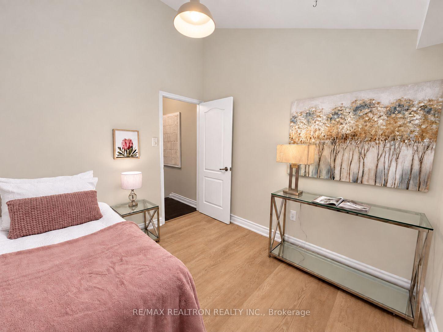 Photo 46 of Unit 22, 646 Village Parkway, Markham, Unionville — HOMEH