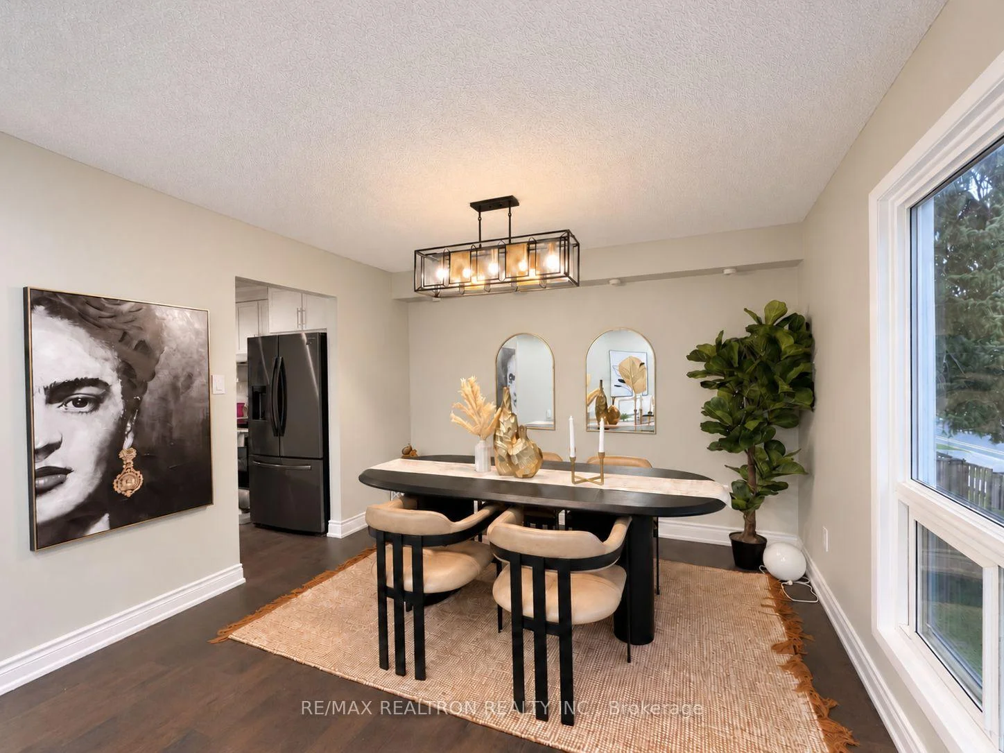 Photo 7 of Unit 22, 646 Village Parkway, Markham, Unionville — HOMEH