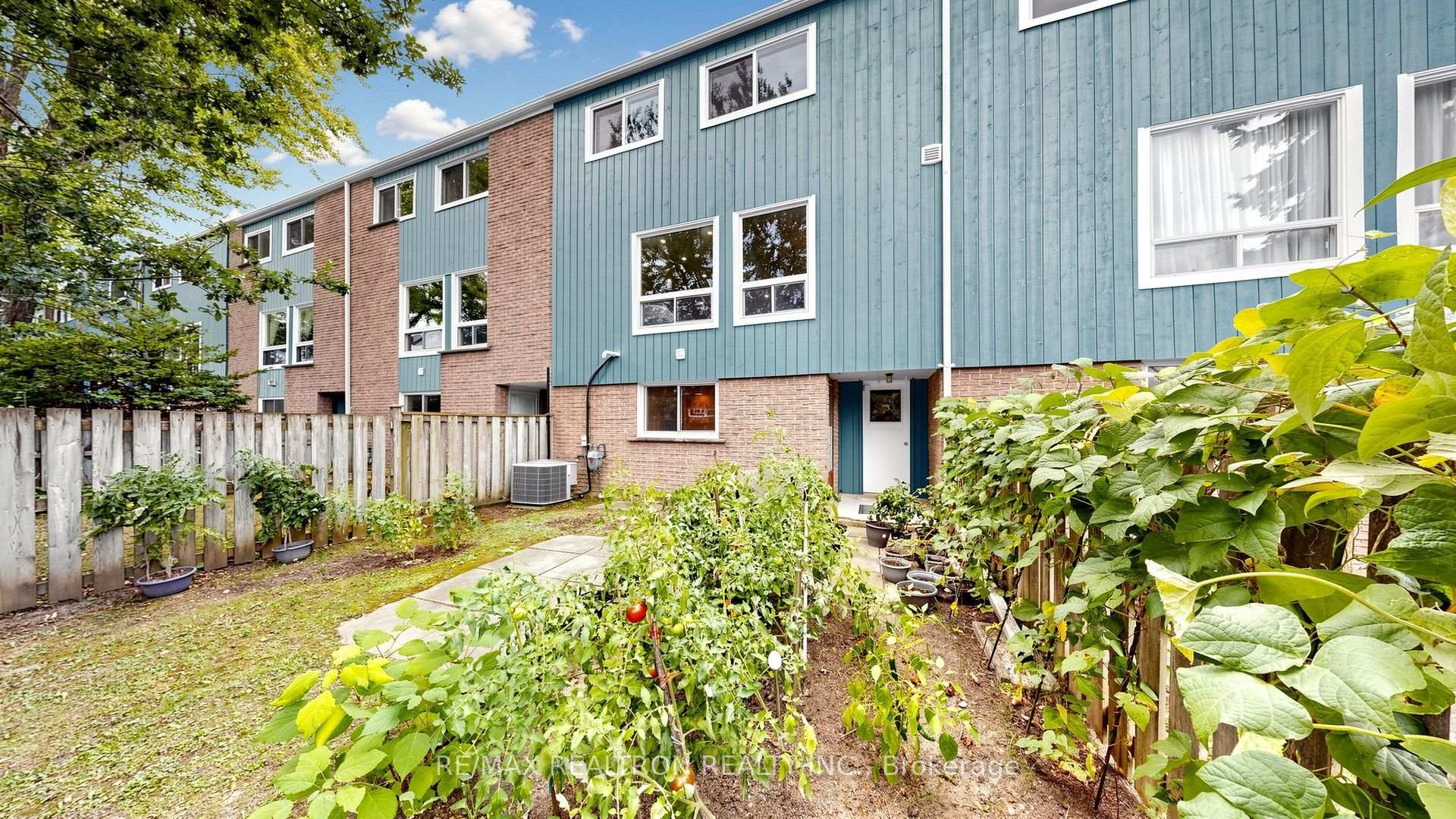Photo 73 of Unit 22, 646 Village Parkway, Markham, Unionville — HOMEH