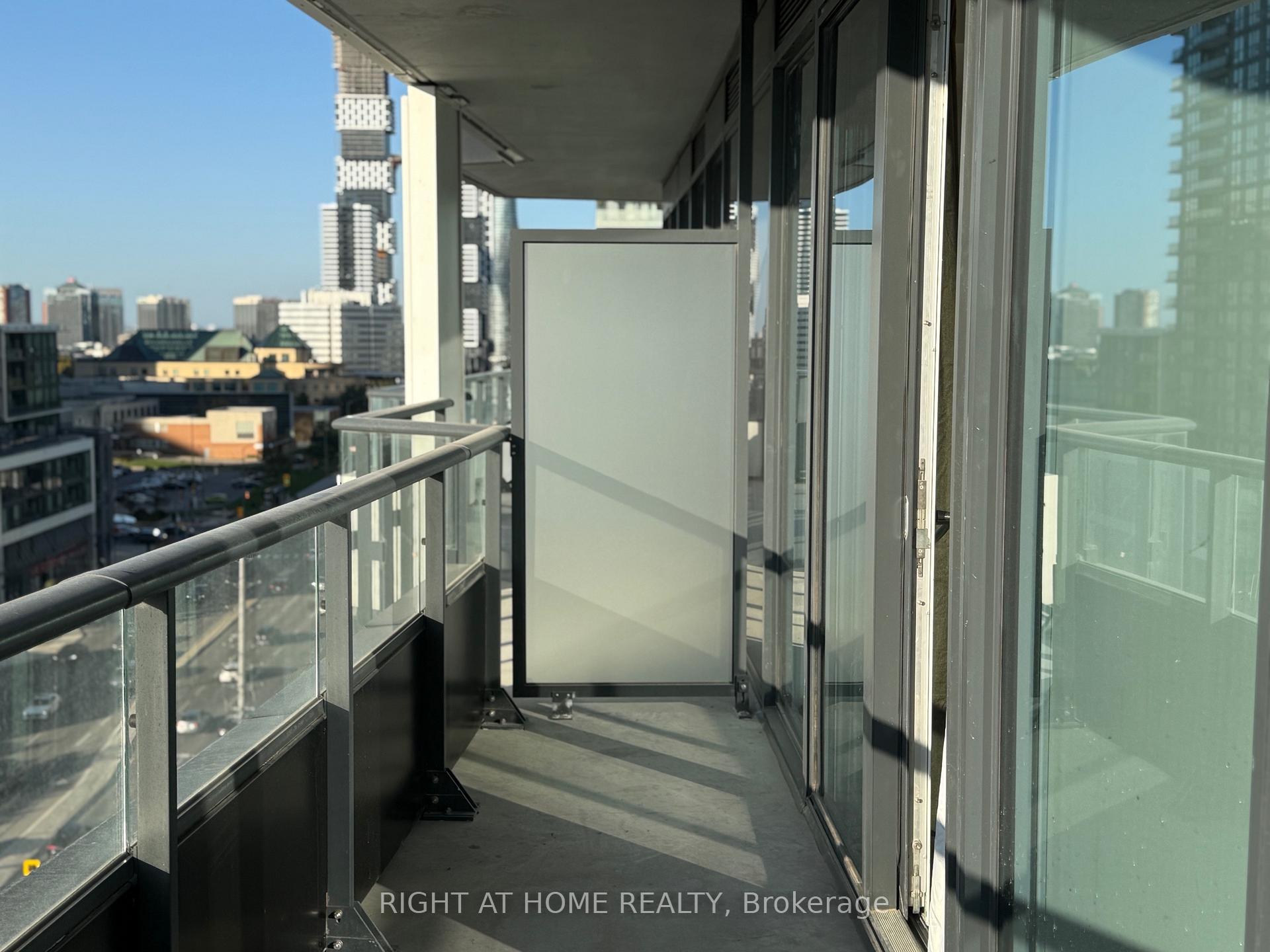 Photo 17 of Unit 802, 448 Burnhamthorpe Road, Mississauga, City Centre — HOMEH