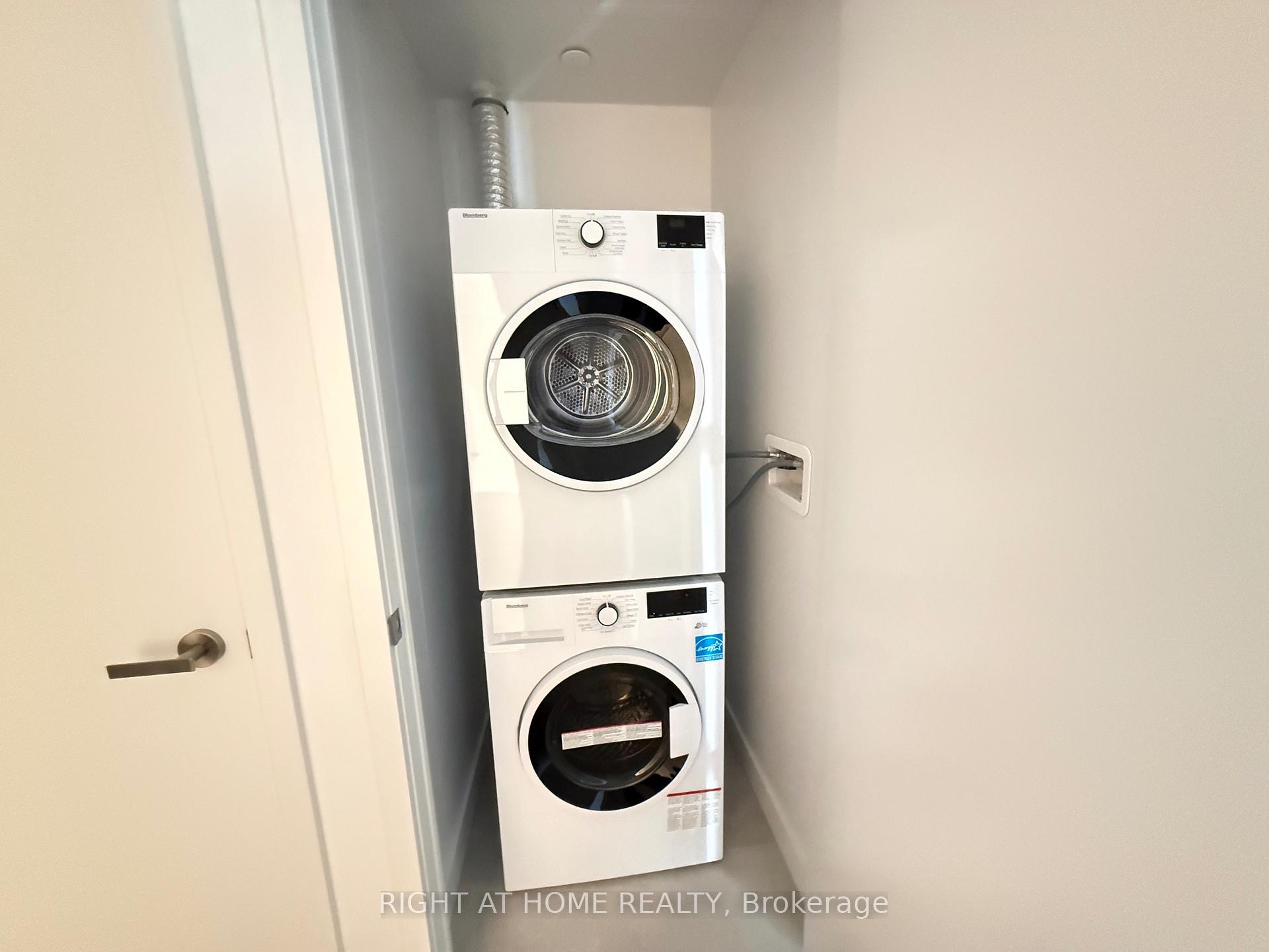 Photo 27 of Unit 802, 448 Burnhamthorpe Road, Mississauga, City Centre — HOMEH