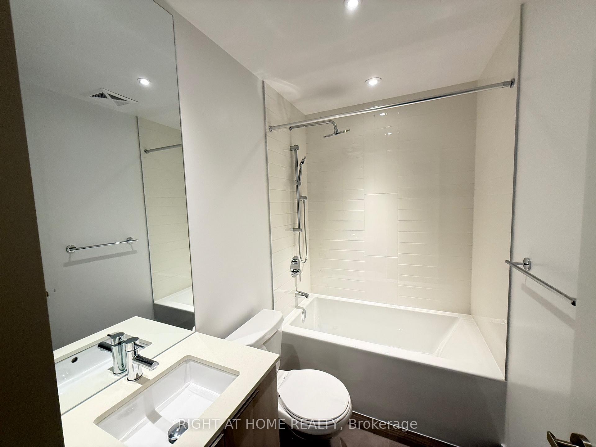 Photo 30 of Unit 802, 448 Burnhamthorpe Road, Mississauga, City Centre — HOMEH