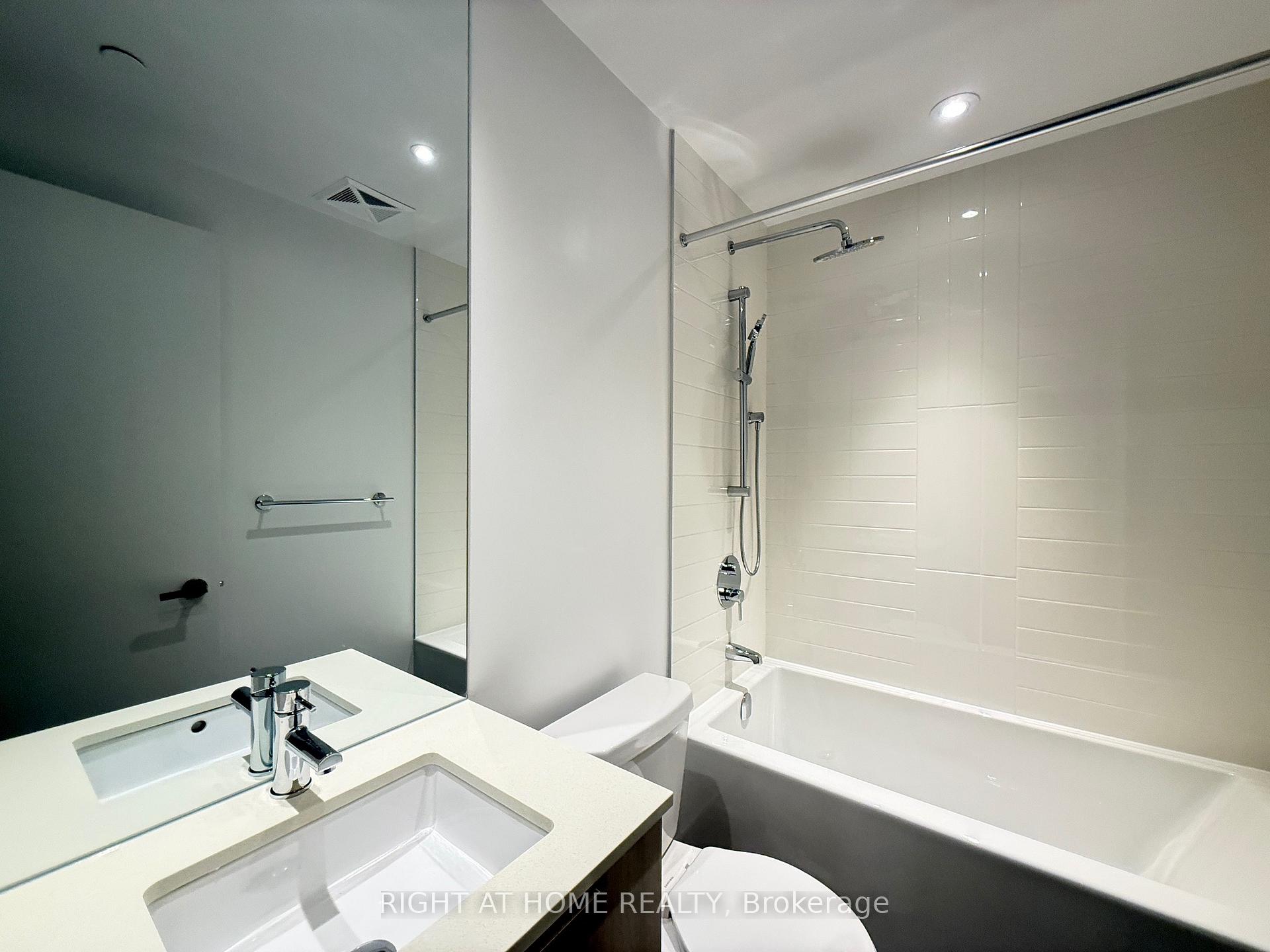 Photo 33 of Unit 802, 448 Burnhamthorpe Road, Mississauga, City Centre — HOMEH