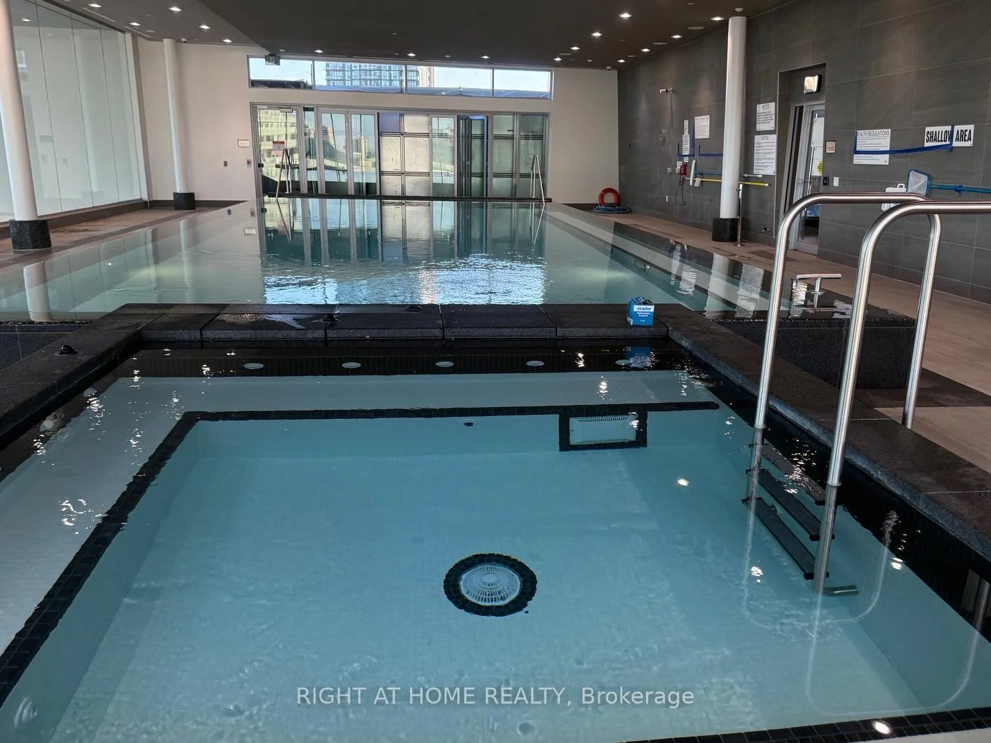 Photo 14 of Unit 802, 448 Burnhamthorpe Road, Mississauga, City Centre — HOMEH