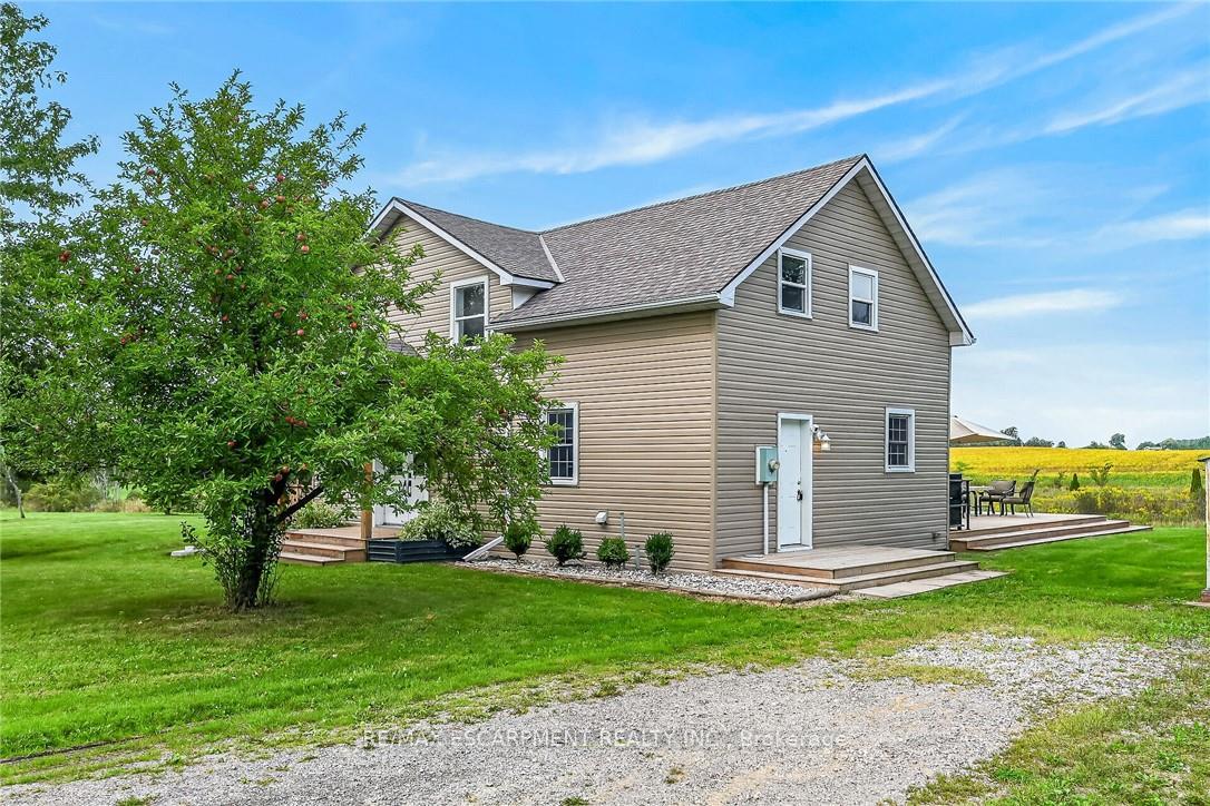 Photo 3 of 1093 Concession 1 Walpole Road, Haldimand — HOMEH