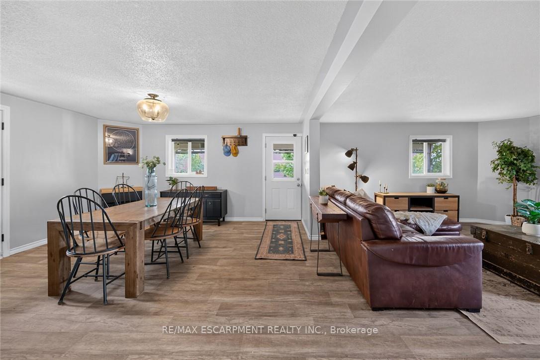 Photo 8 of 1093 Concession 1 Walpole Road, Haldimand — HOMEH