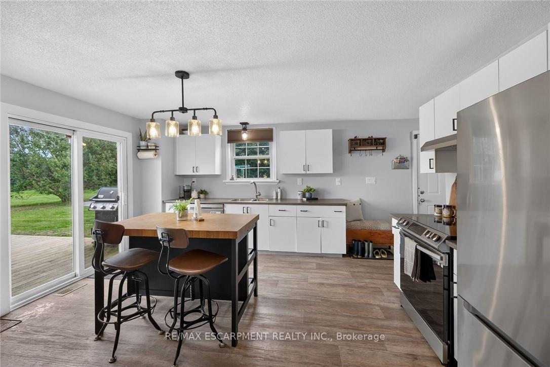Photo 18 of 1093 Concession 1 Walpole Road, Haldimand — HOMEH