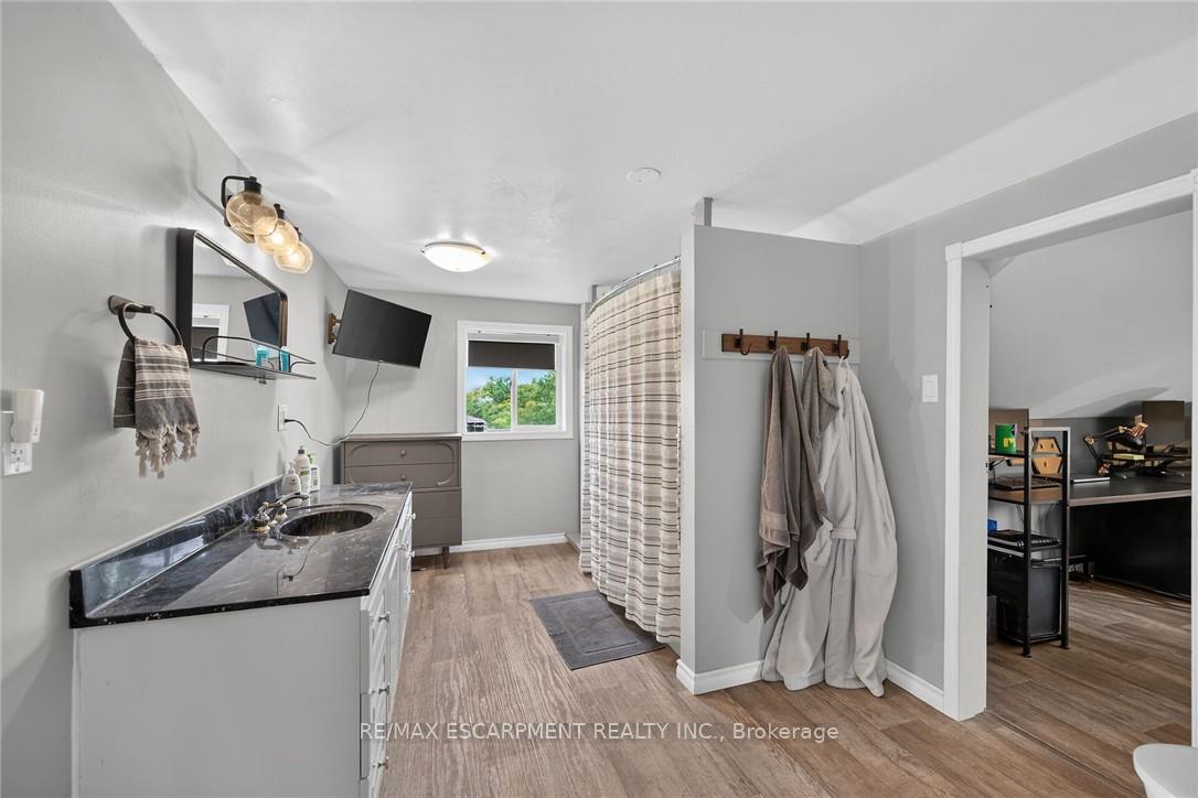 Photo 30 of 1093 Concession 1 Walpole Road, Haldimand — HOMEH