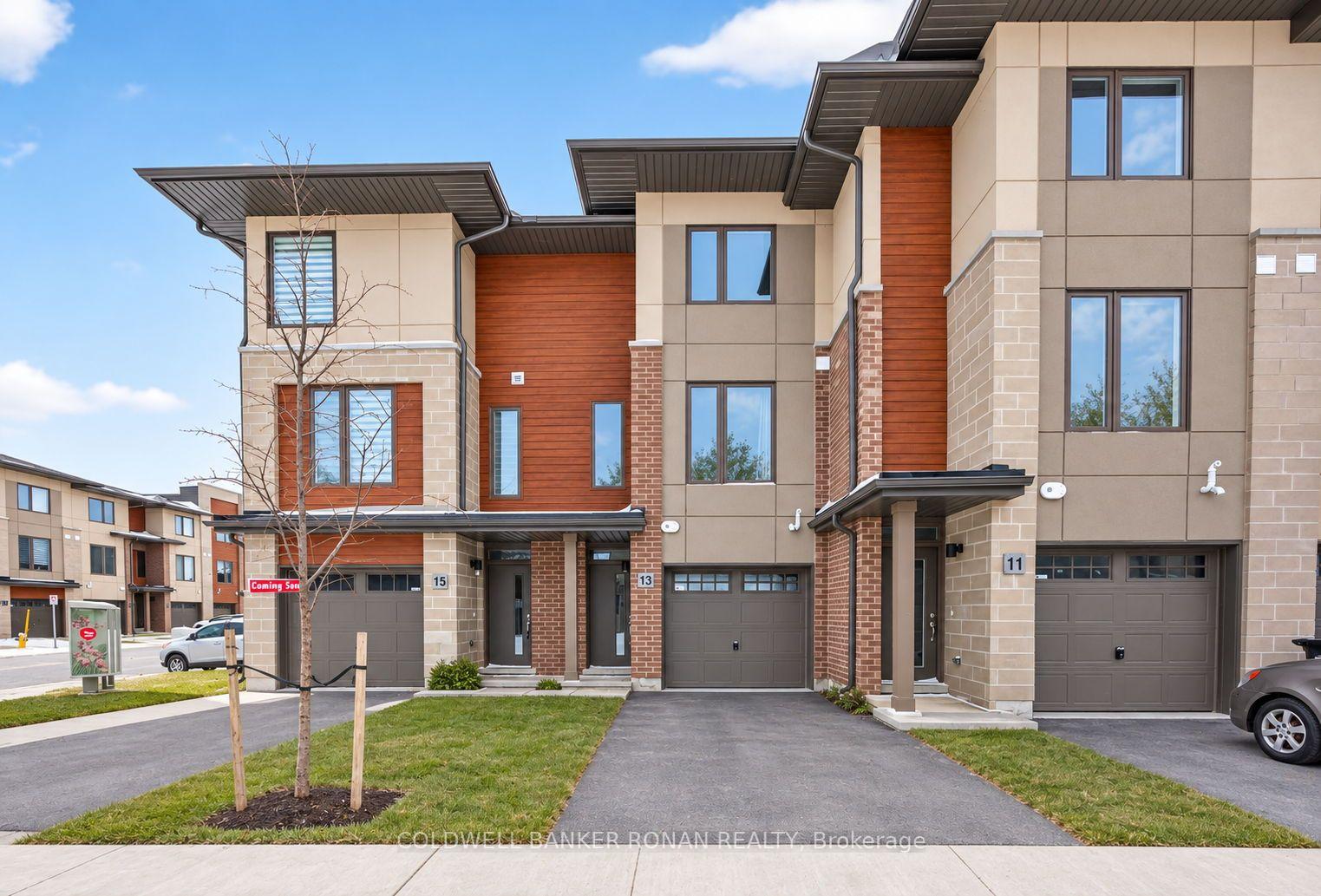 Photo 3 of 13 Winters Crescent, Collingwood — HOMEH