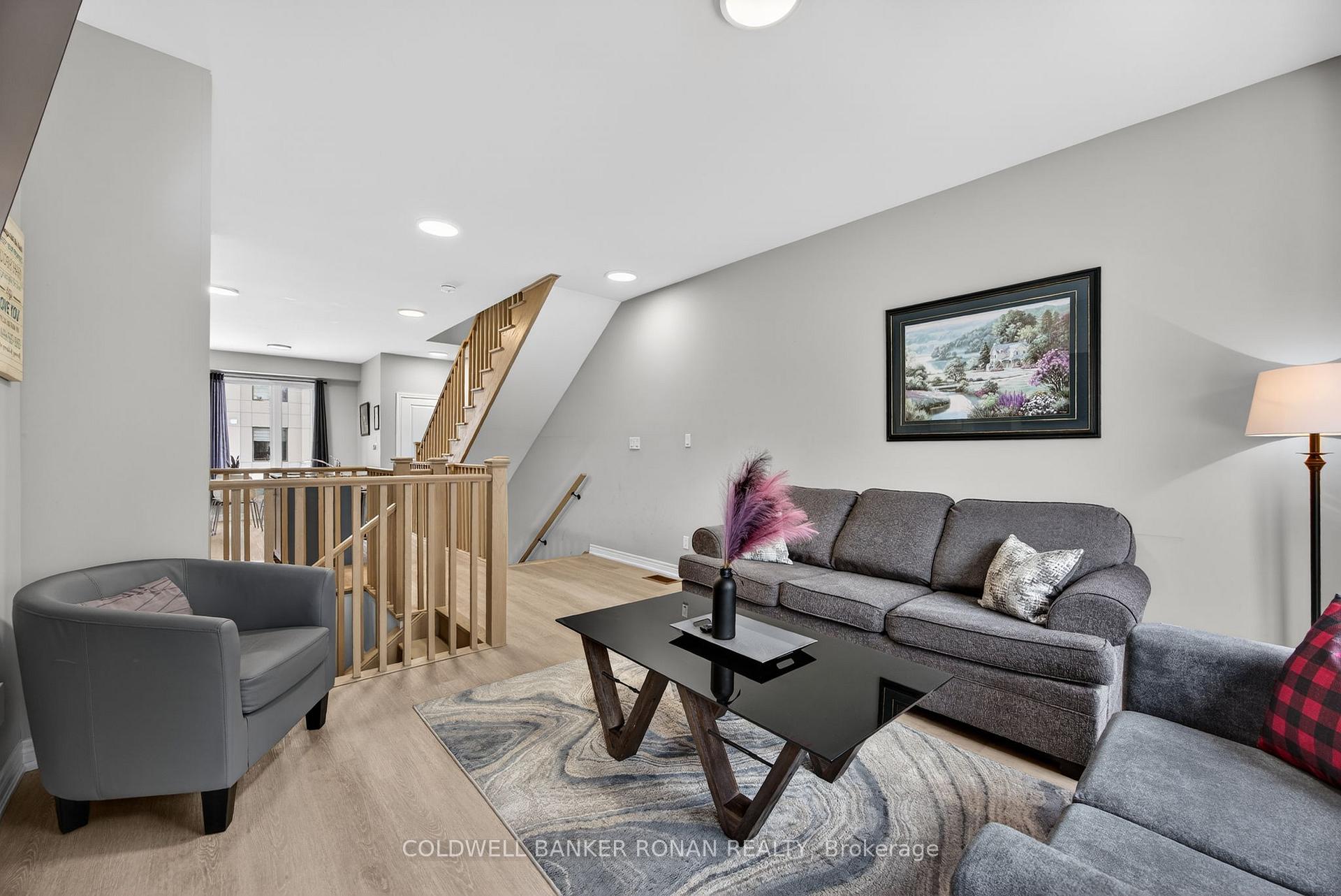 Photo 10 of 13 Winters Crescent, Collingwood — HOMEH