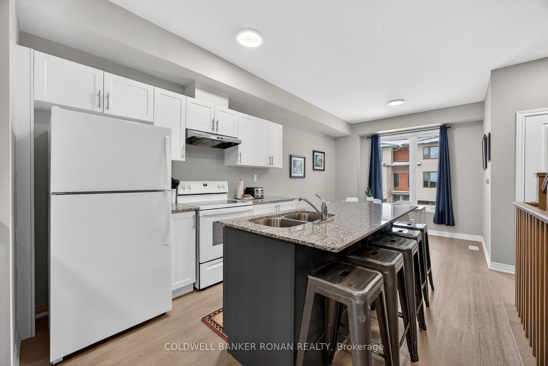 Photo 12 of 13 Winters Crescent, Collingwood — HOMEH
