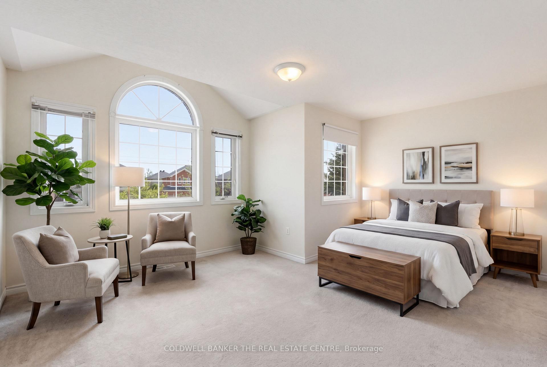 Photo 10 of 44 Prince William Way, Barrie, Innis-Shore — HOMEH