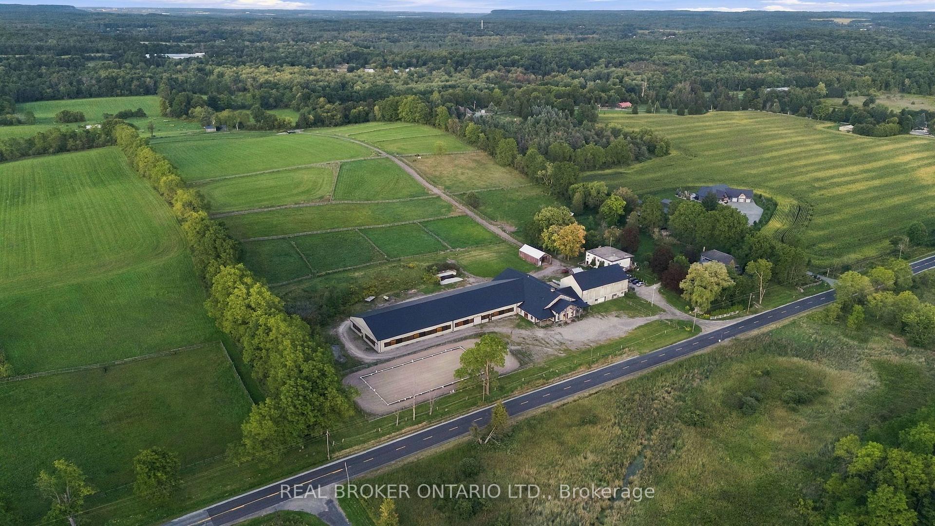 Photo 4 of 1694 Centre Rd, Hamilton, Rural Flamborough — HOMEH