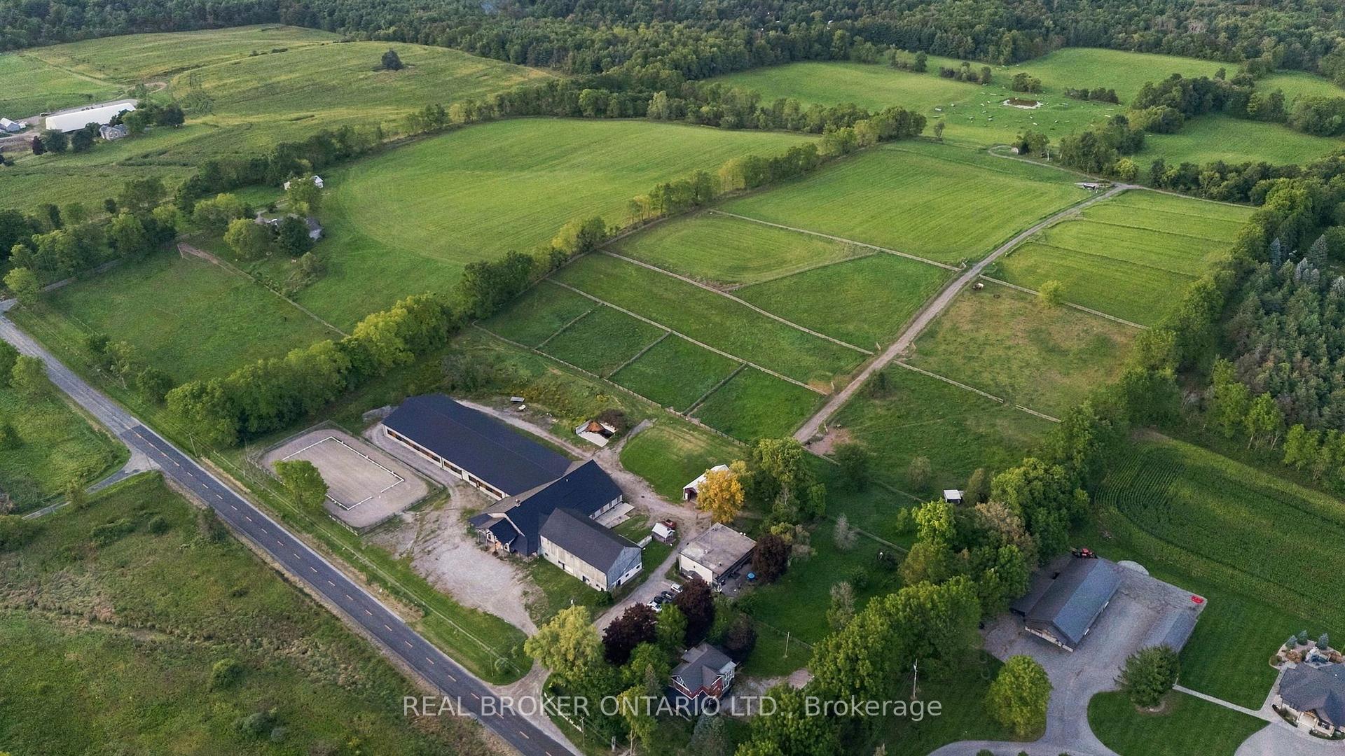 Photo 5 of 1694 Centre Rd, Hamilton, Rural Flamborough — HOMEH