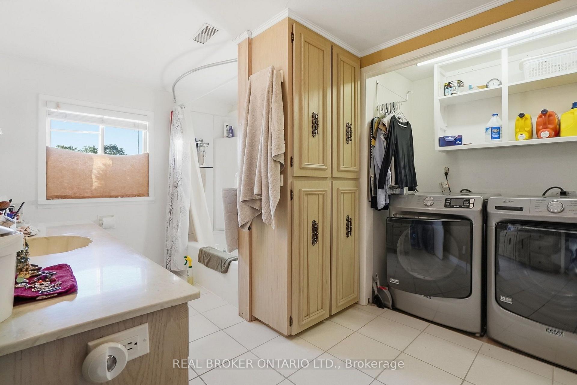 Photo 19 of 1694 Centre Rd, Hamilton, Rural Flamborough — HOMEH