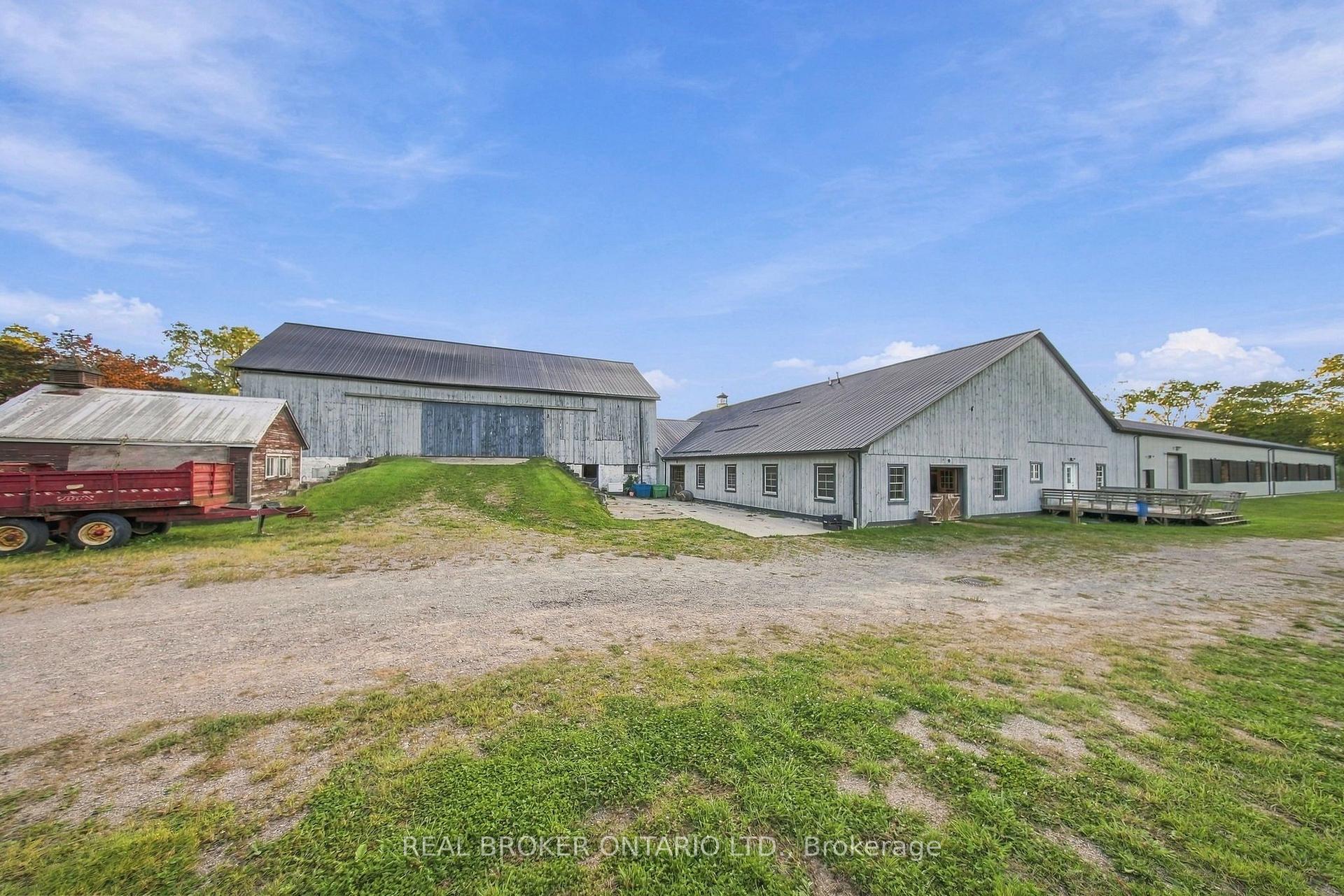 Photo 38 of 1694 Centre Rd, Hamilton, Rural Flamborough — HOMEH