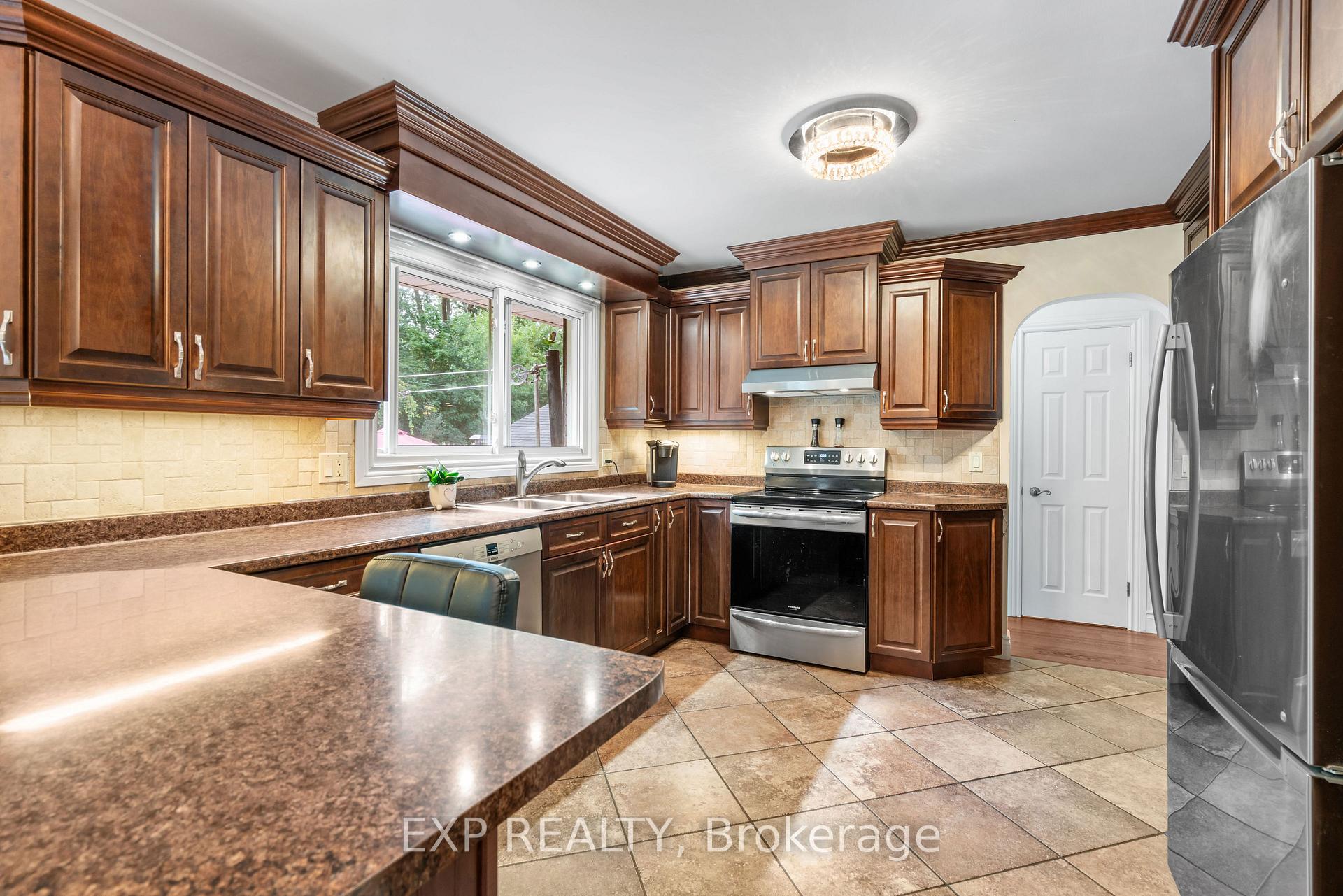 Photo 8 of 361 Churchill Road E, Prescott, Prescott — HOMEH