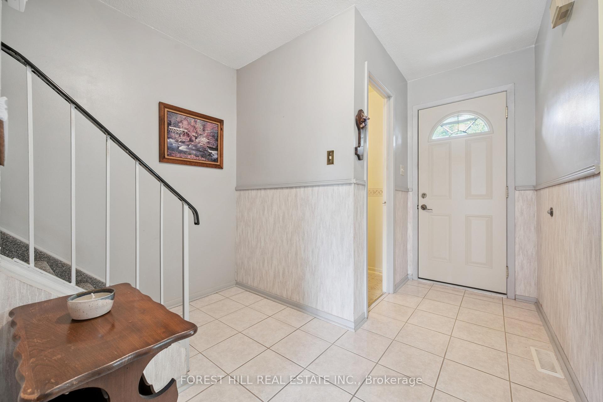 Photo 6 of Unit 37, 45 Marksam Road, Guelph, Willow West/Sugarbush/West Acres — HOMEH