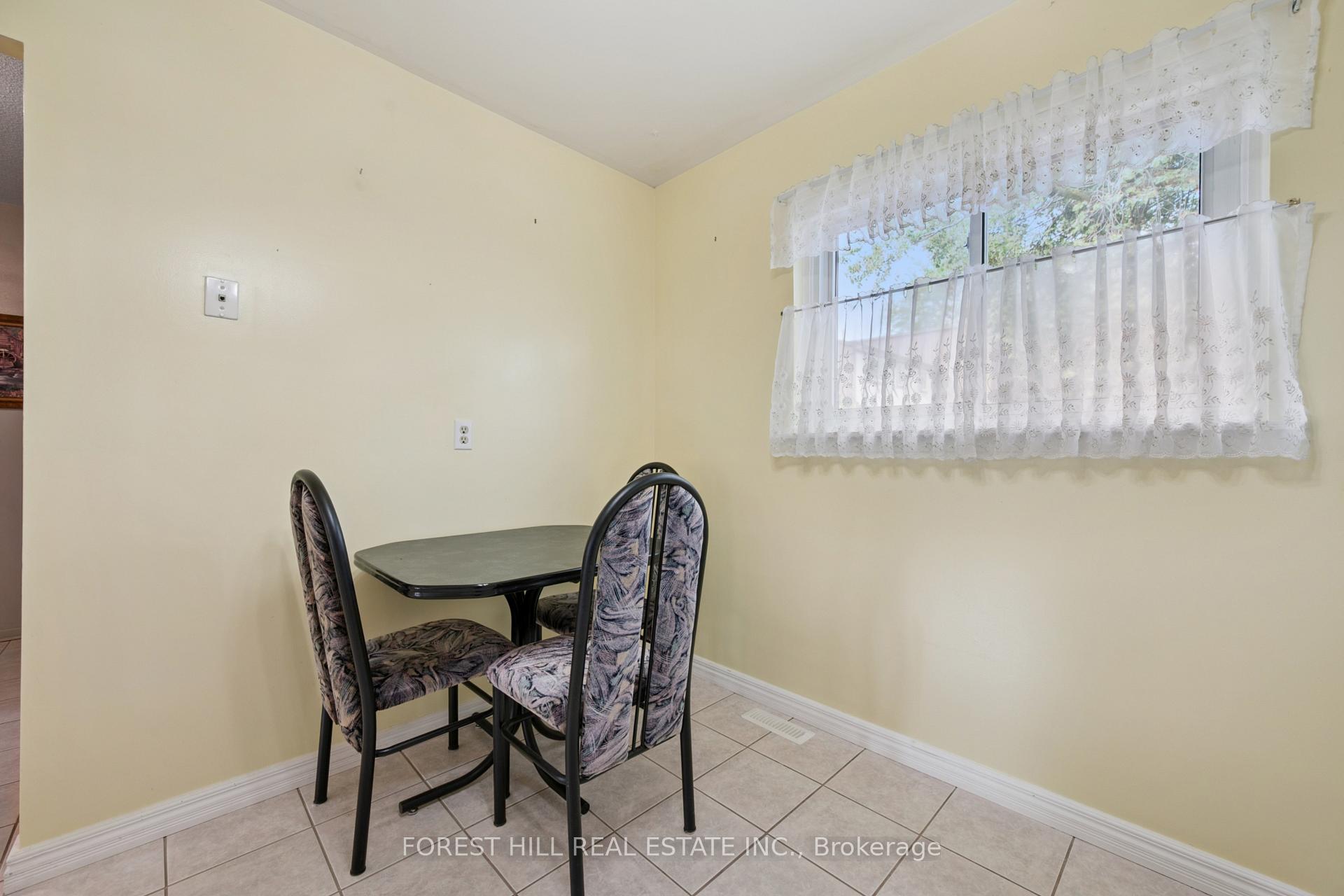 Photo 14 of Unit 37, 45 Marksam Road, Guelph, Willow West/Sugarbush/West Acres — HOMEH