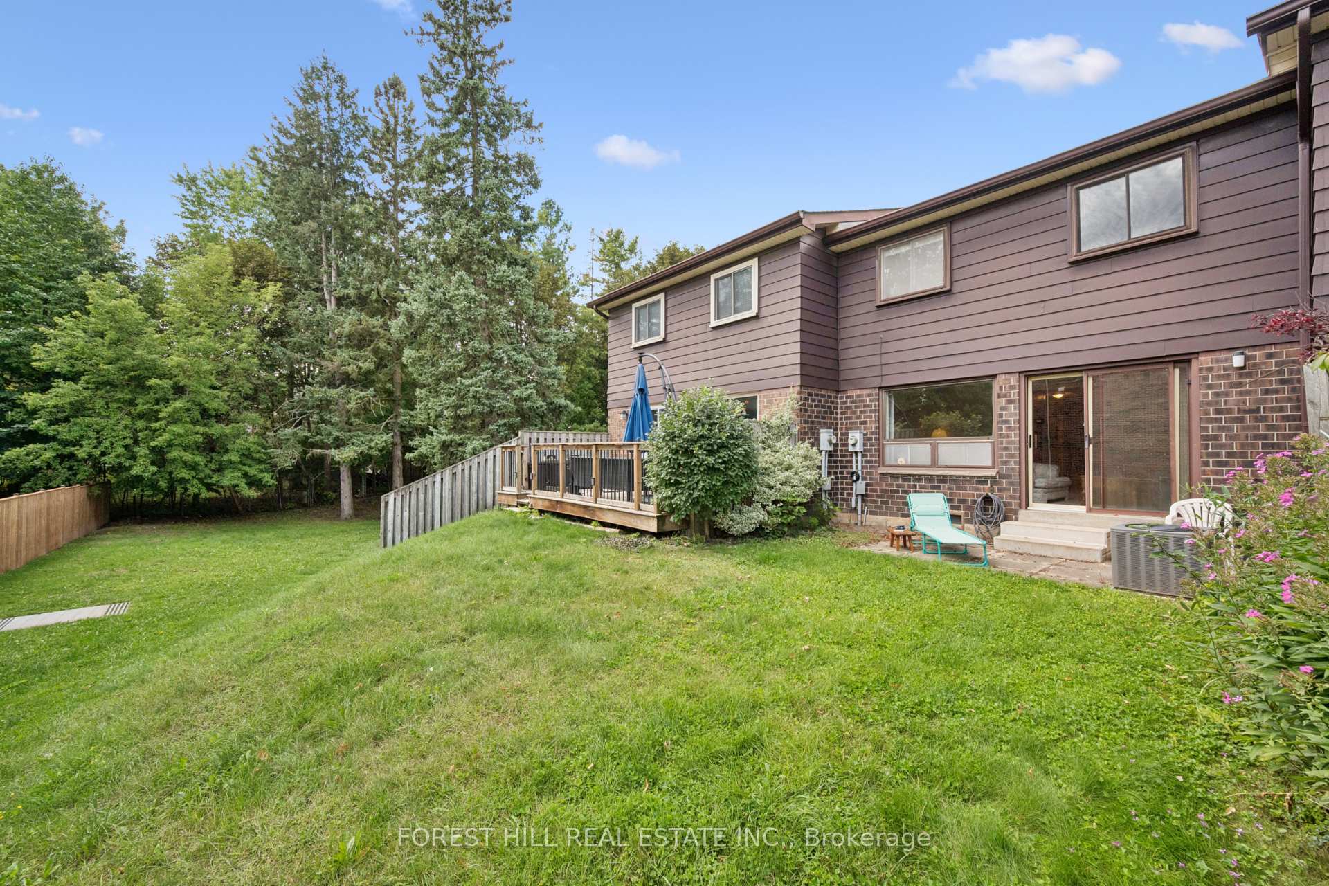 Photo 38 of Unit 37, 45 Marksam Road, Guelph, Willow West/Sugarbush/West Acres — HOMEH