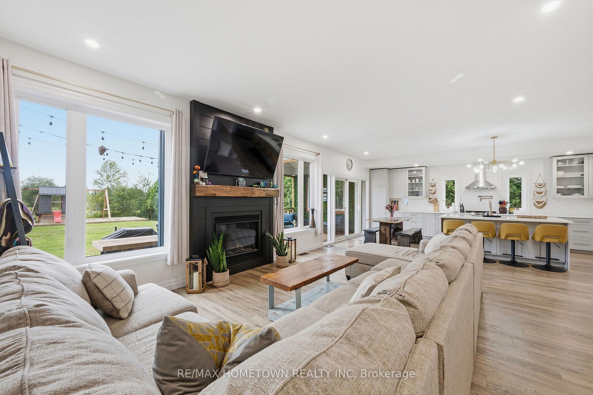 Photo 11 of 4963 County Road 8, South Dundas, South Dundas (Williamsburgh) Twp — HOMEH