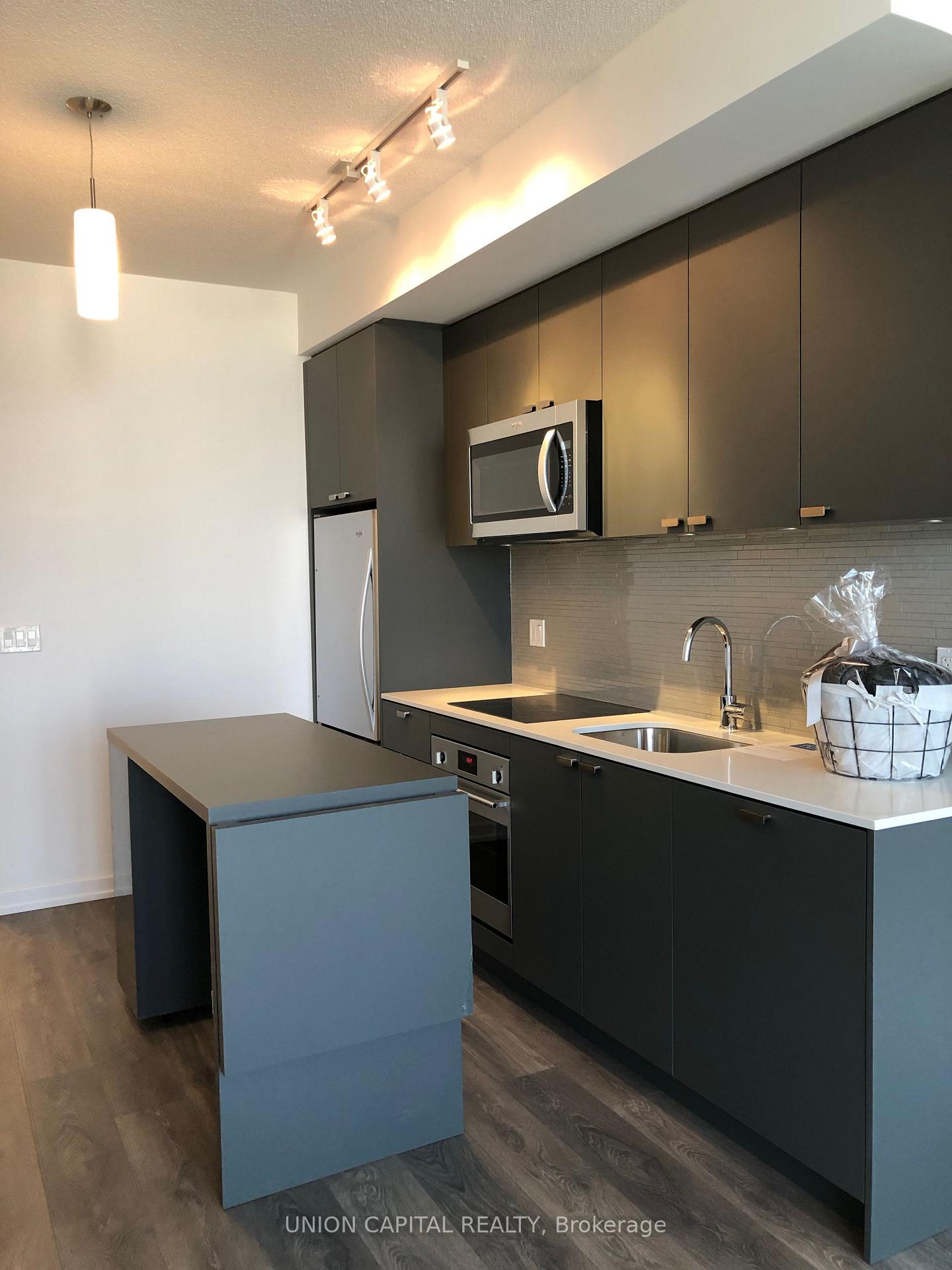 Photo 7 of Unit 1601, 56 Forest Manor Road, North York, Henry Farm — HOMEH