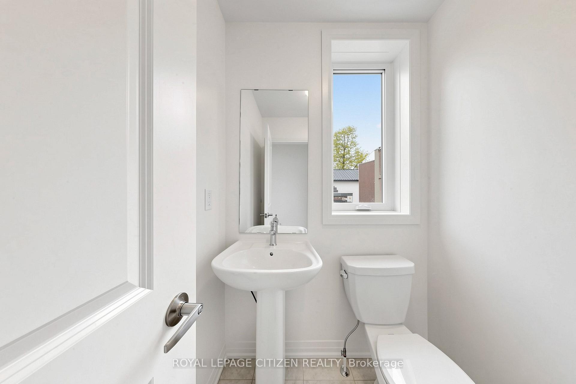 Photo 16 of 50 Wakely Crescent, Clarington, Courtice — HOMEH