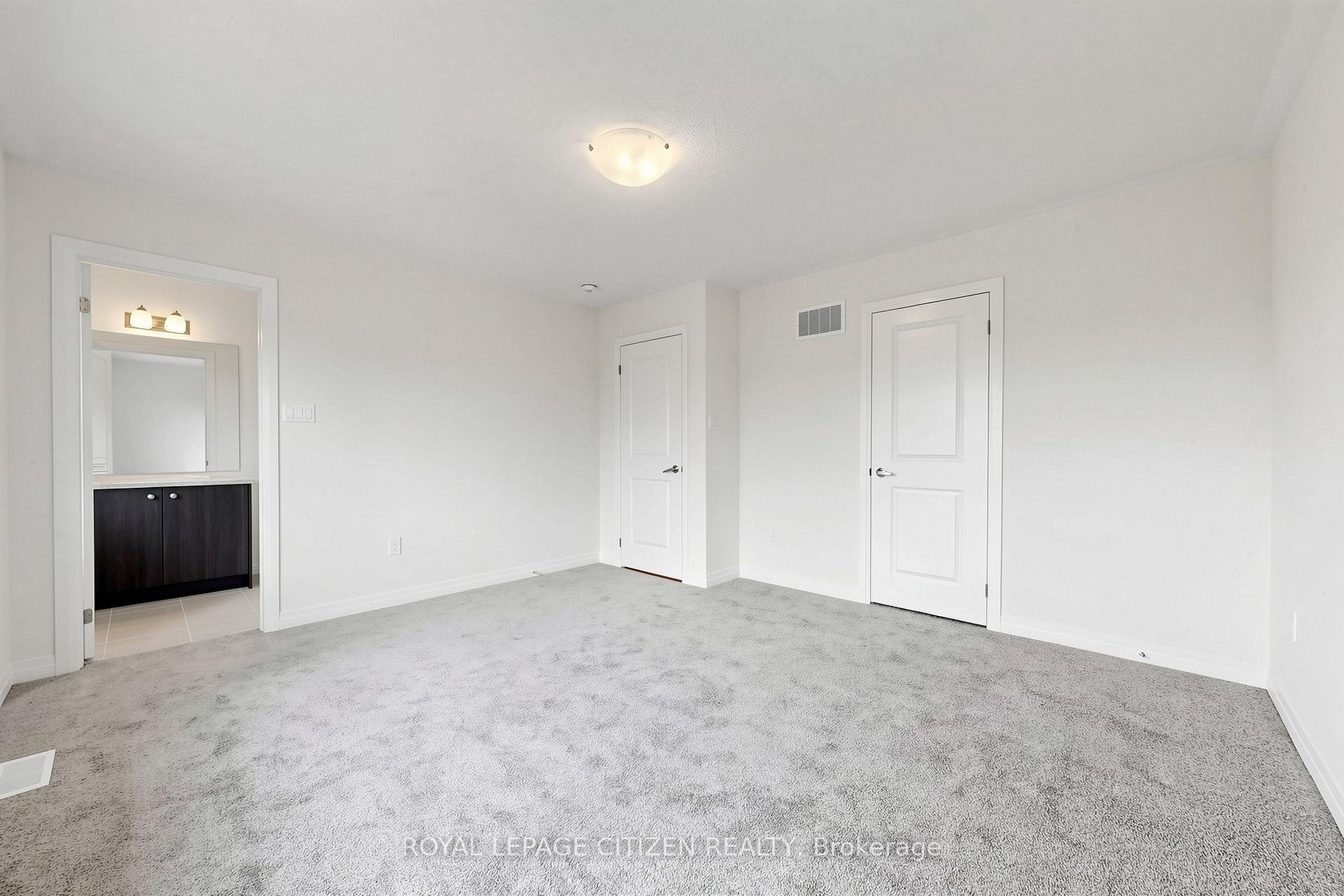 Photo 25 of 50 Wakely Crescent, Clarington, Courtice — HOMEH