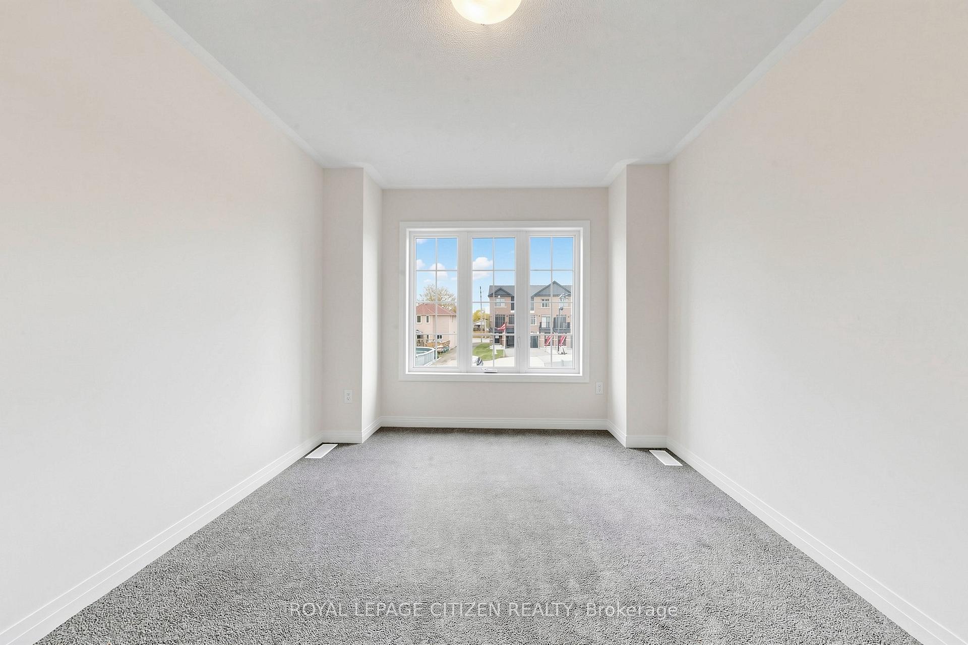 Photo 30 of 50 Wakely Crescent, Clarington, Courtice — HOMEH