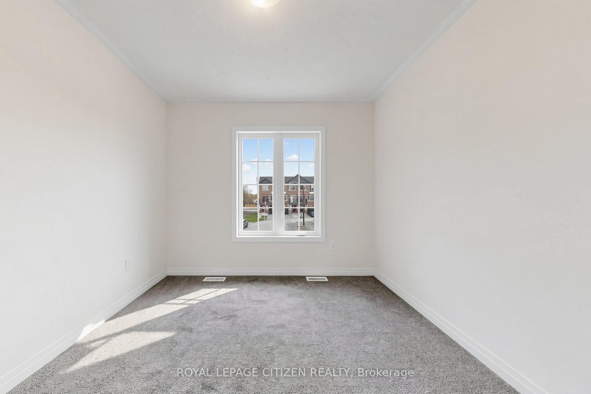 Photo 35 of 50 Wakely Crescent, Clarington, Courtice — HOMEH