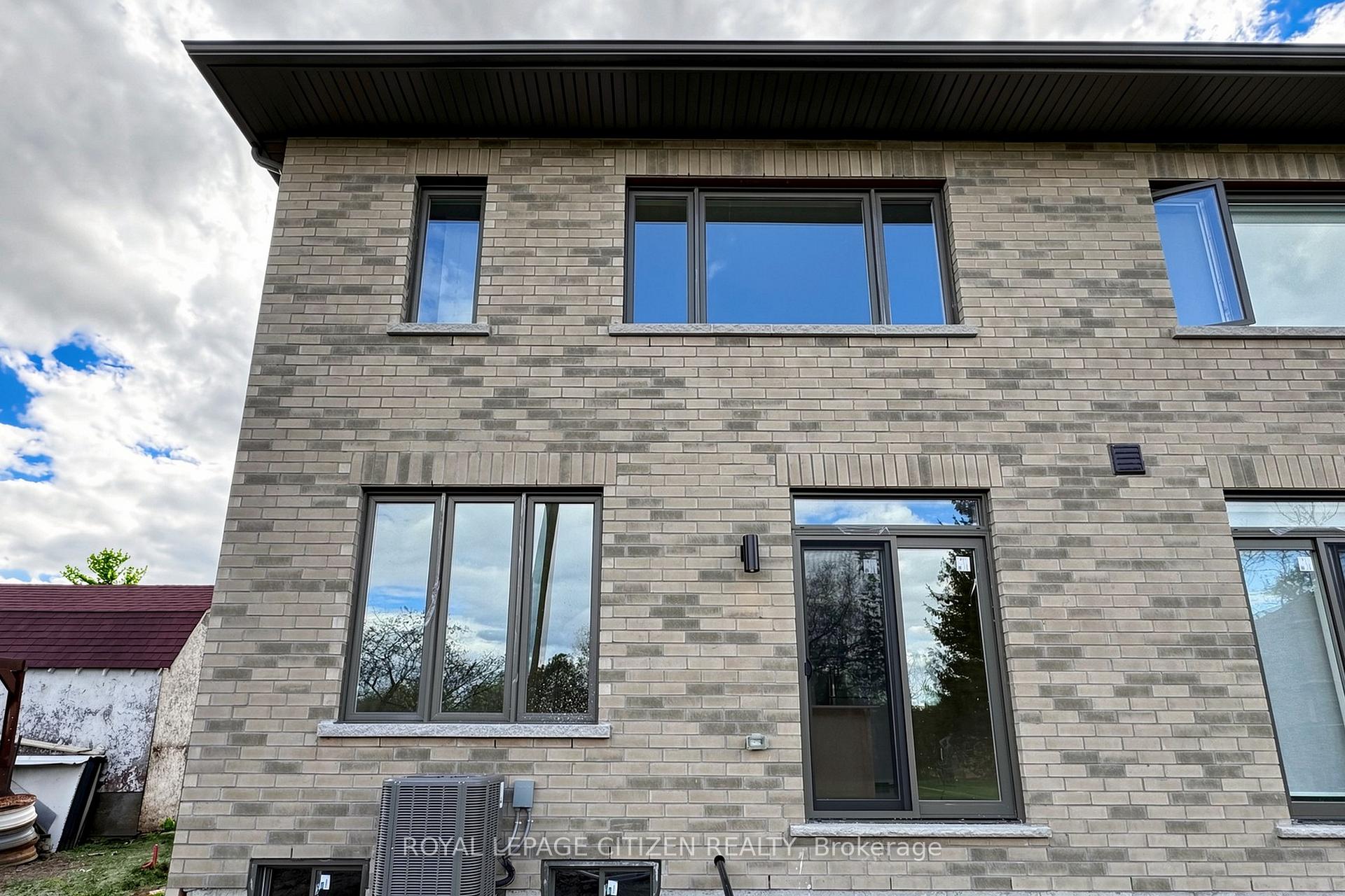 Photo 44 of 50 Wakely Crescent, Clarington, Courtice — HOMEH